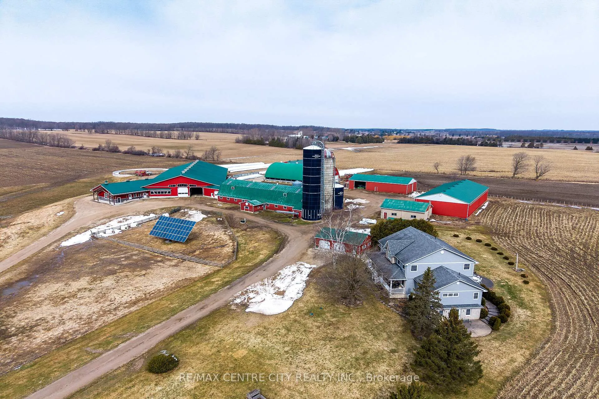 Photo 1 of 782533 Side Road 3, Chatsworth — HOMEH