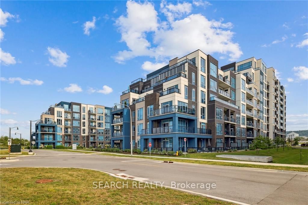 Photo 6 of Unit 904, 16 Concord Place, Grimsby, Grimsby Beach — HOMEH