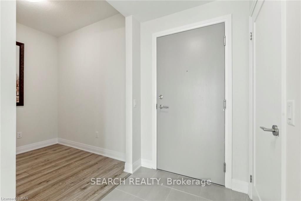 Photo 15 of Unit 904, 16 Concord Place, Grimsby, Grimsby Beach — HOMEH