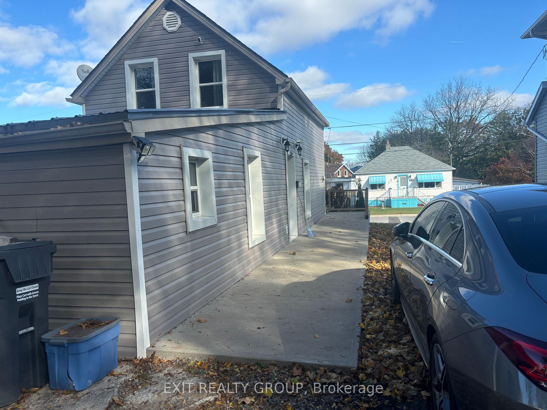 Photo 5 of 18 Frank Street, Belleville, Belleville Ward — HOMEH
