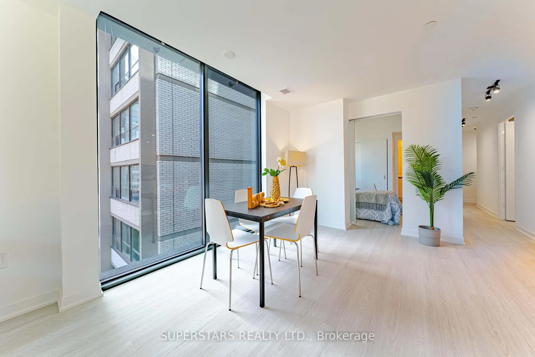 Photo 8 of Unit 717, 195 McCaul Street, Toronto, Kensington-Chinatown — HOMEH