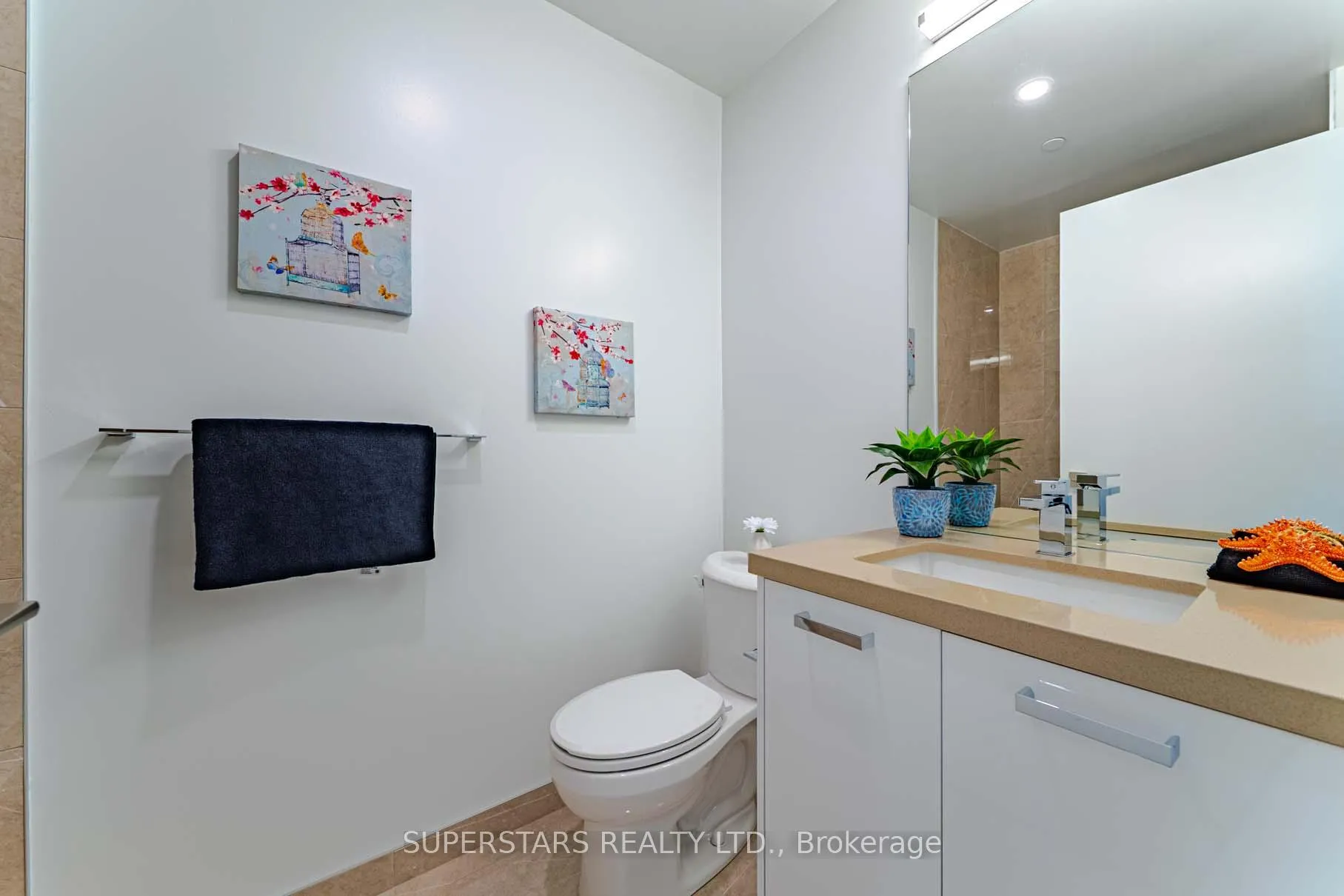 Photo 15 of Unit 717, 195 McCaul Street, Toronto, Kensington-Chinatown — HOMEH