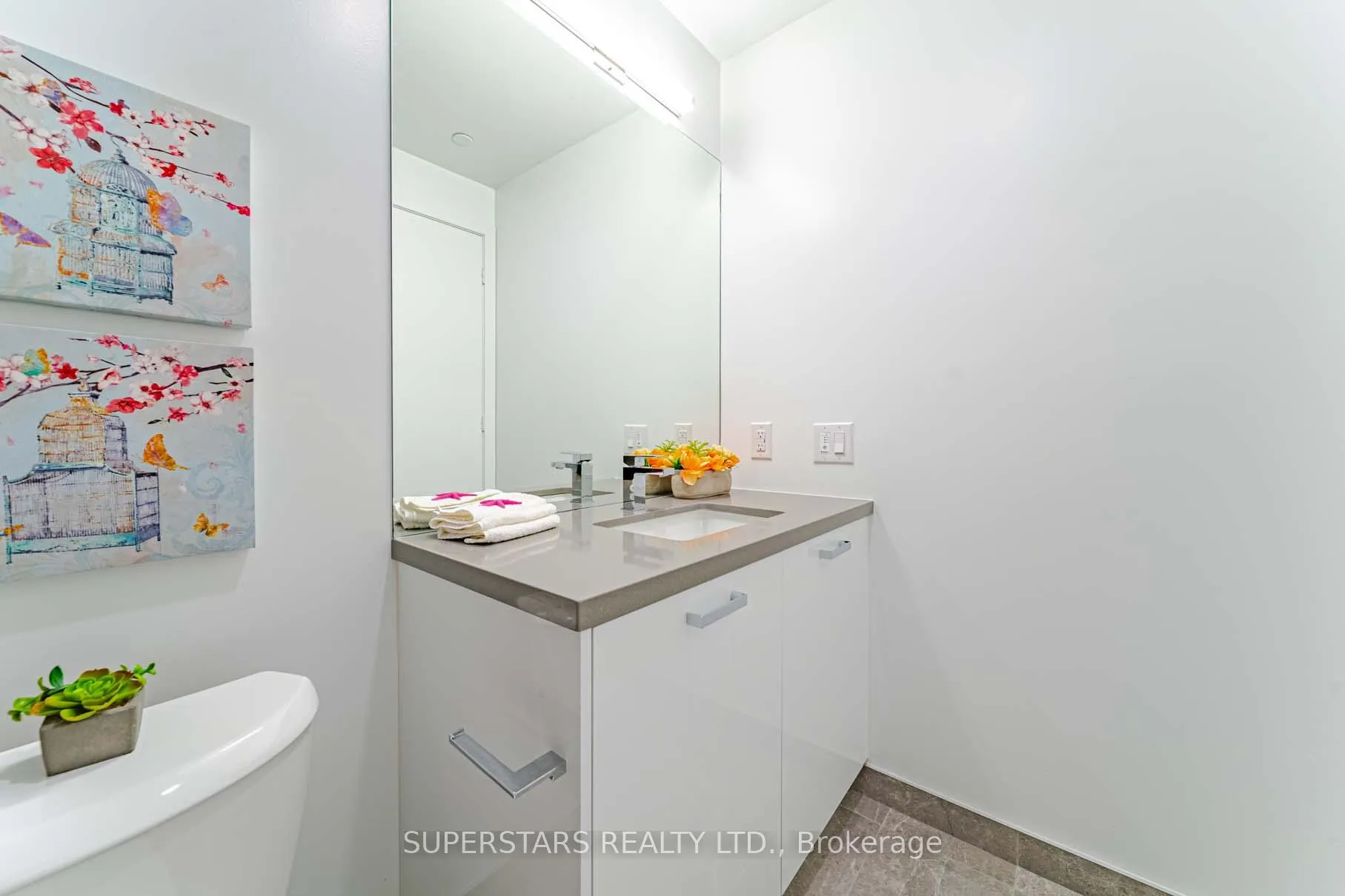 Photo 17 of Unit 717, 195 McCaul Street, Toronto, Kensington-Chinatown — HOMEH