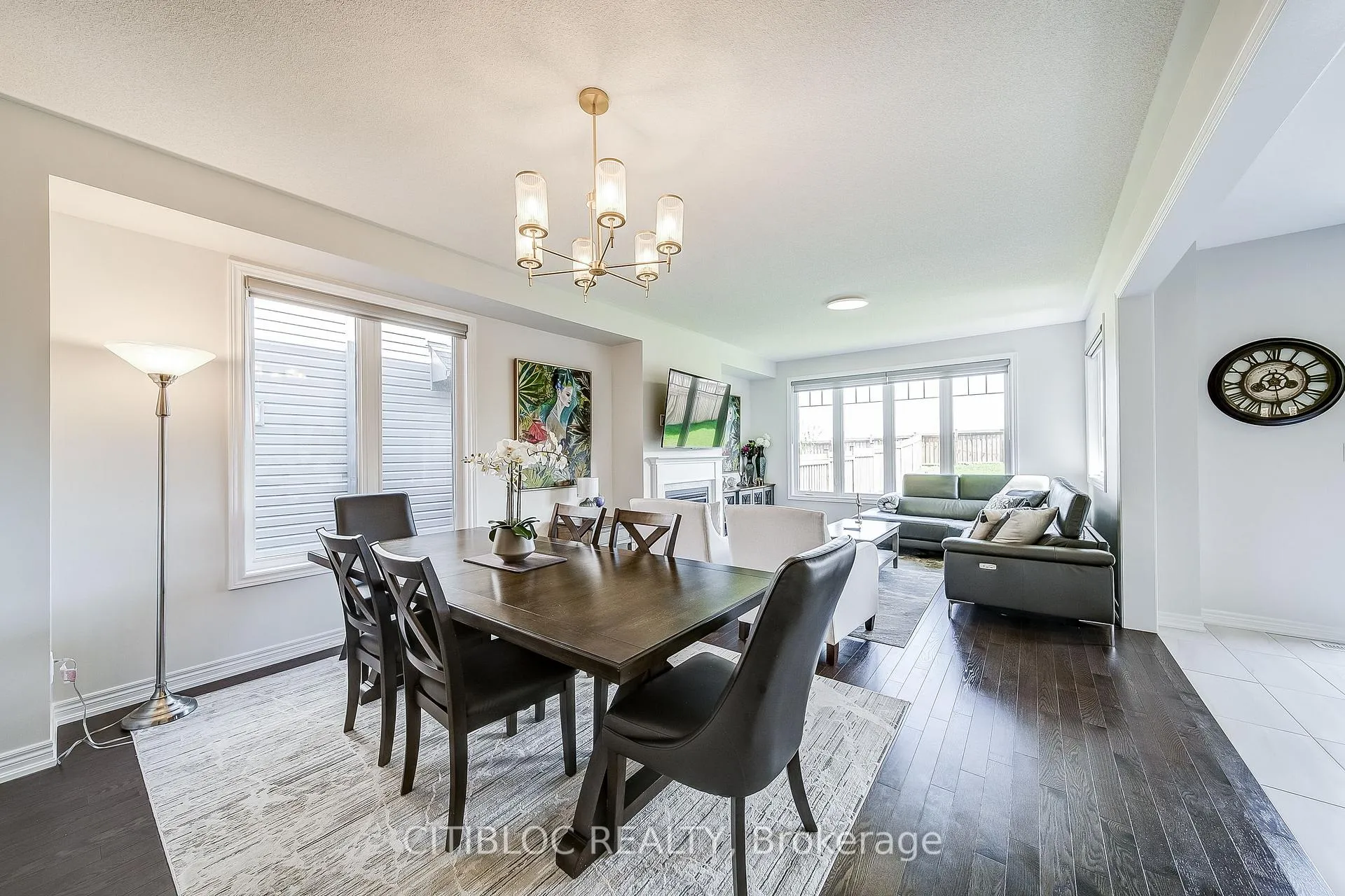 Photo 8 of 9 Abbey Crescent, Barrie, Rural Barrie Southeast — HOMEH