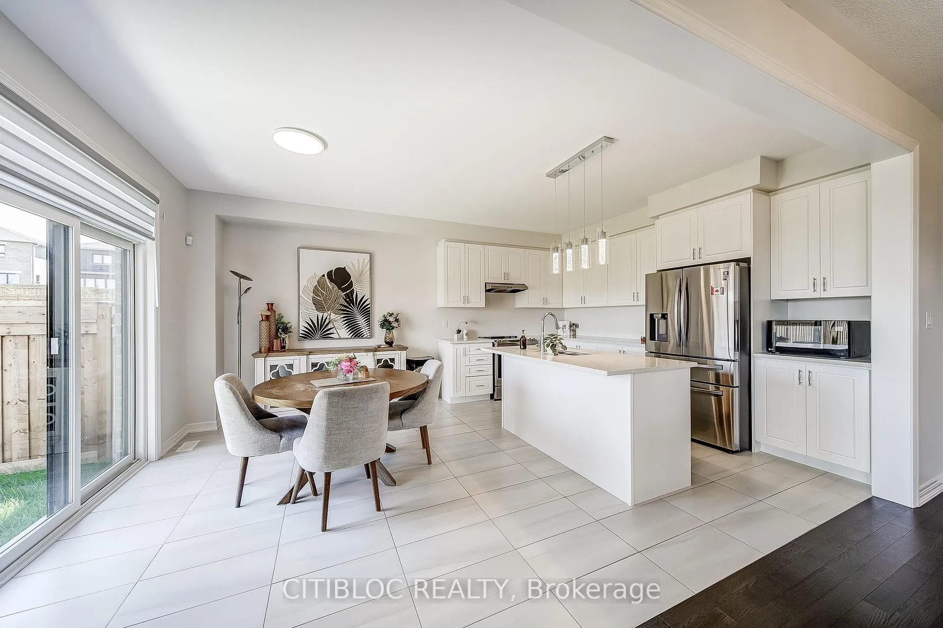 Photo 16 of 9 Abbey Crescent, Barrie, Rural Barrie Southeast — HOMEH