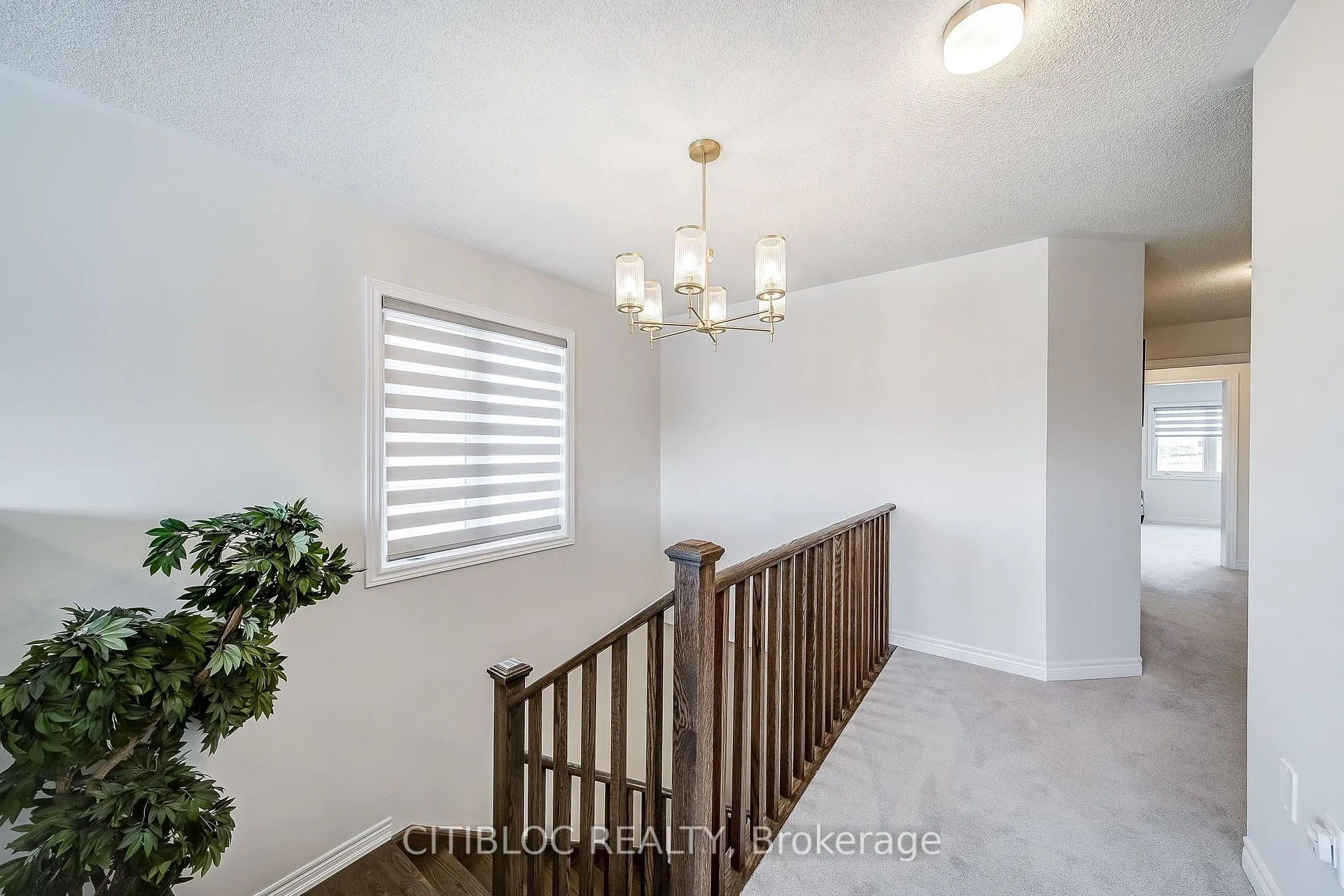 Photo 21 of 9 Abbey Crescent, Barrie, Rural Barrie Southeast — HOMEH