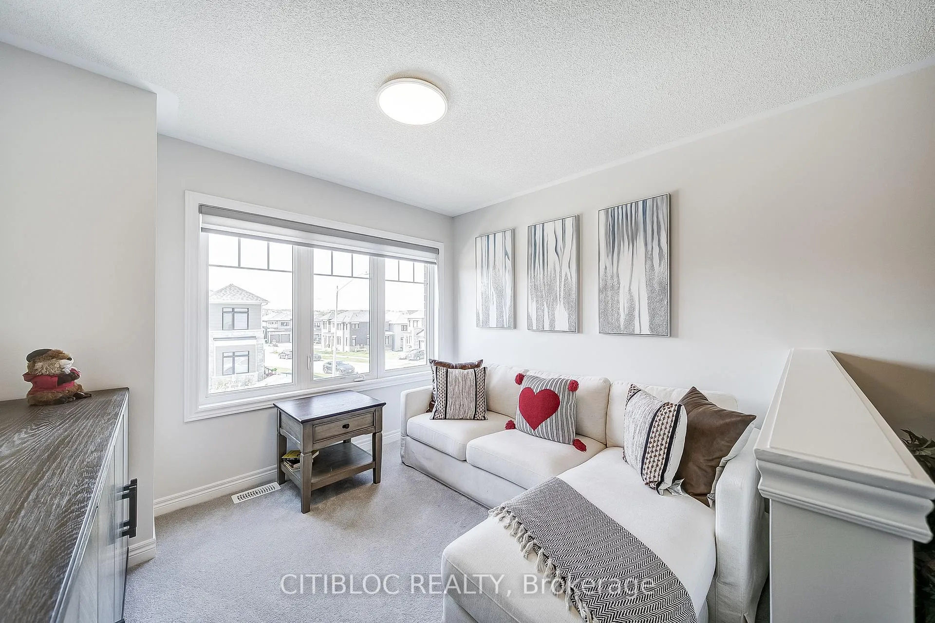 Photo 23 of 9 Abbey Crescent, Barrie, Rural Barrie Southeast — HOMEH