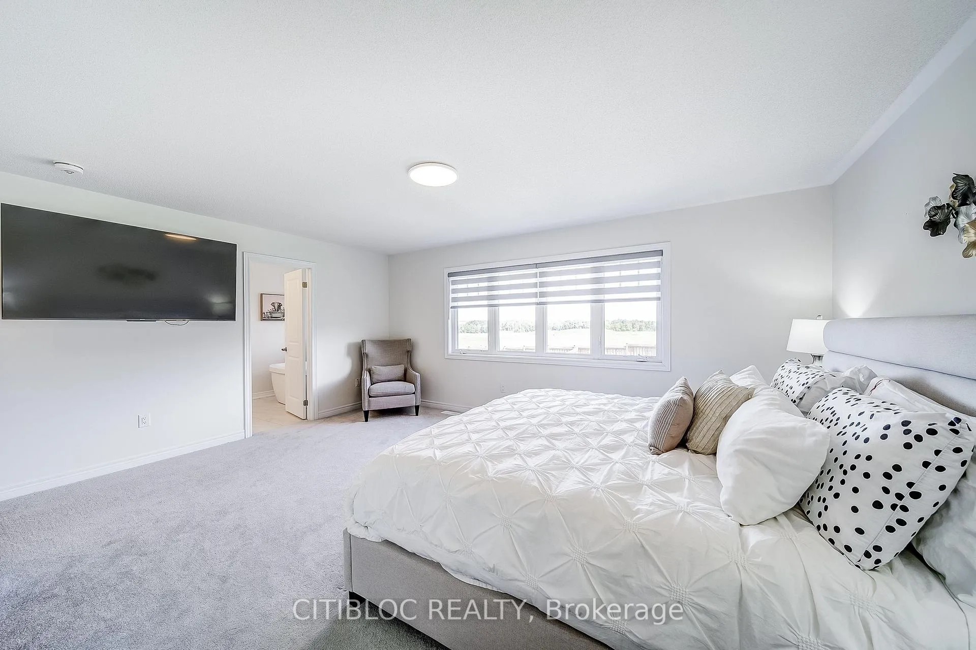 Photo 40 of 9 Abbey Crescent, Barrie, Rural Barrie Southeast — HOMEH