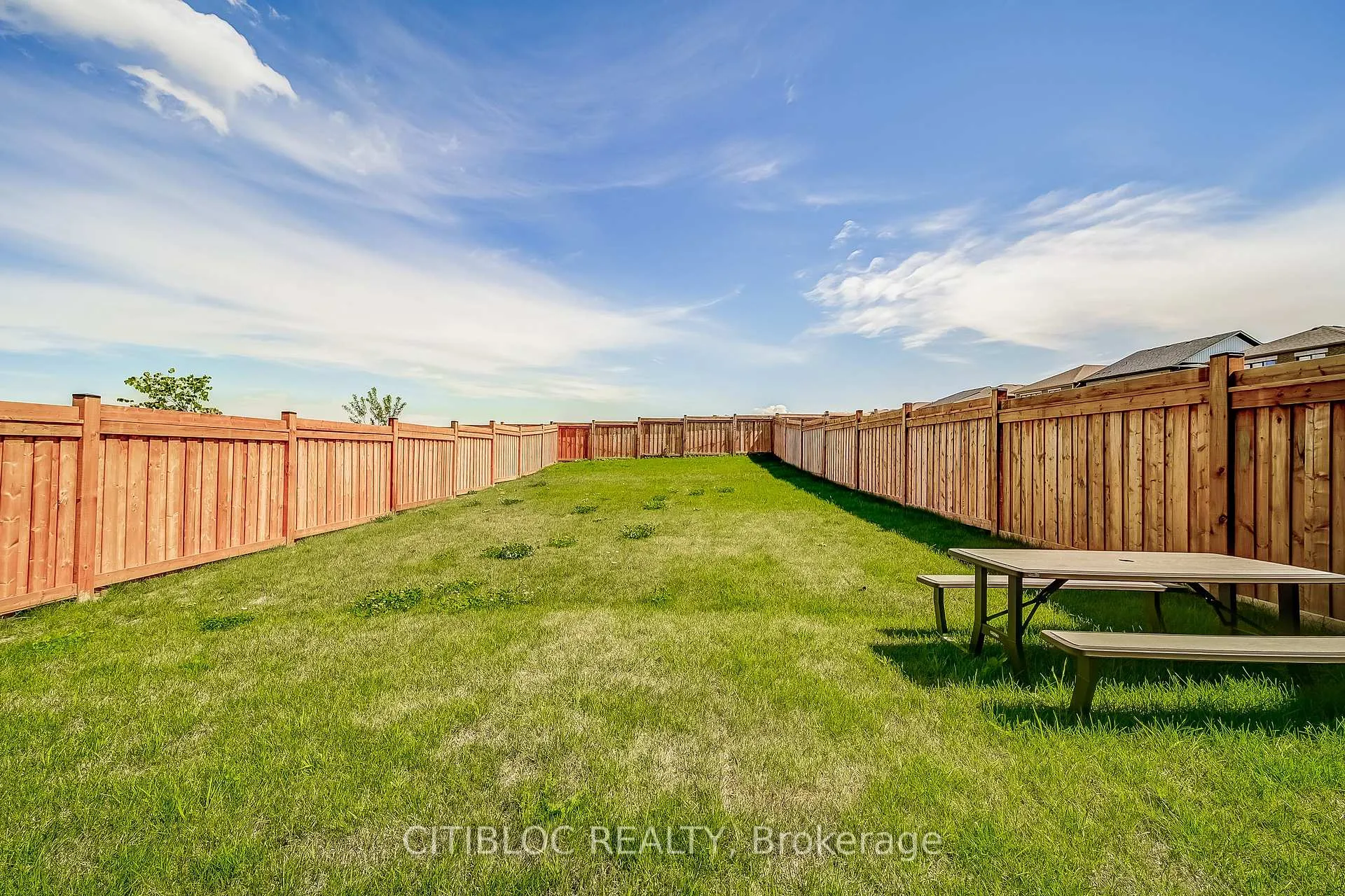 Photo 44 of 9 Abbey Crescent, Barrie, Rural Barrie Southeast — HOMEH