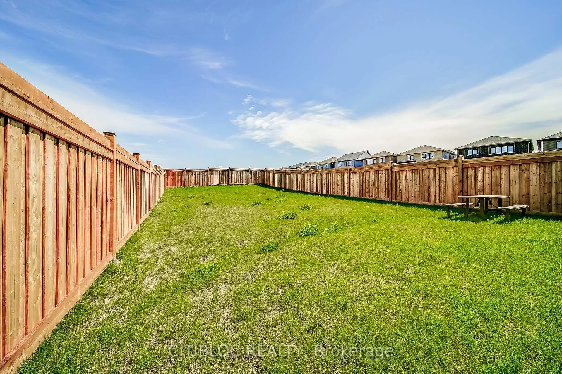 Photo 45 of 9 Abbey Crescent, Barrie, Rural Barrie Southeast — HOMEH