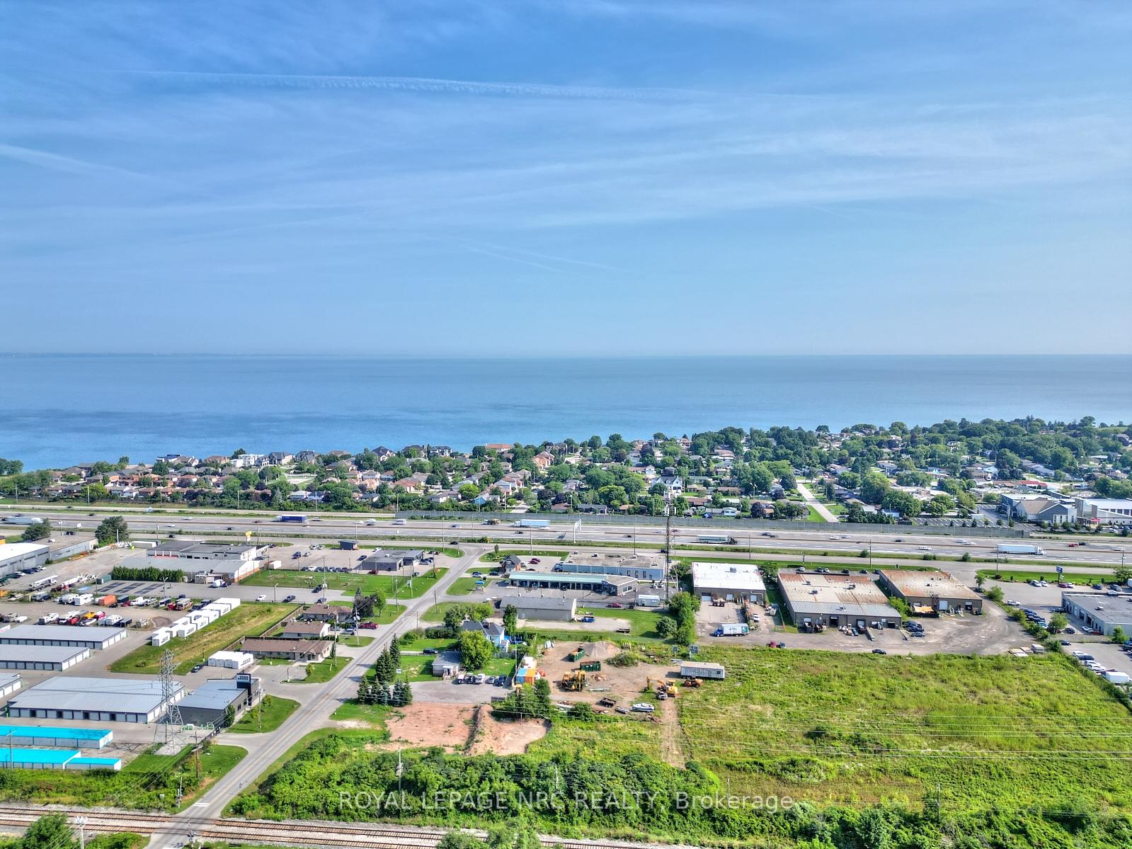Photo 24 of Unit 201, 5 Niagara Street, Grimsby, Grimsby West — HOMEH
