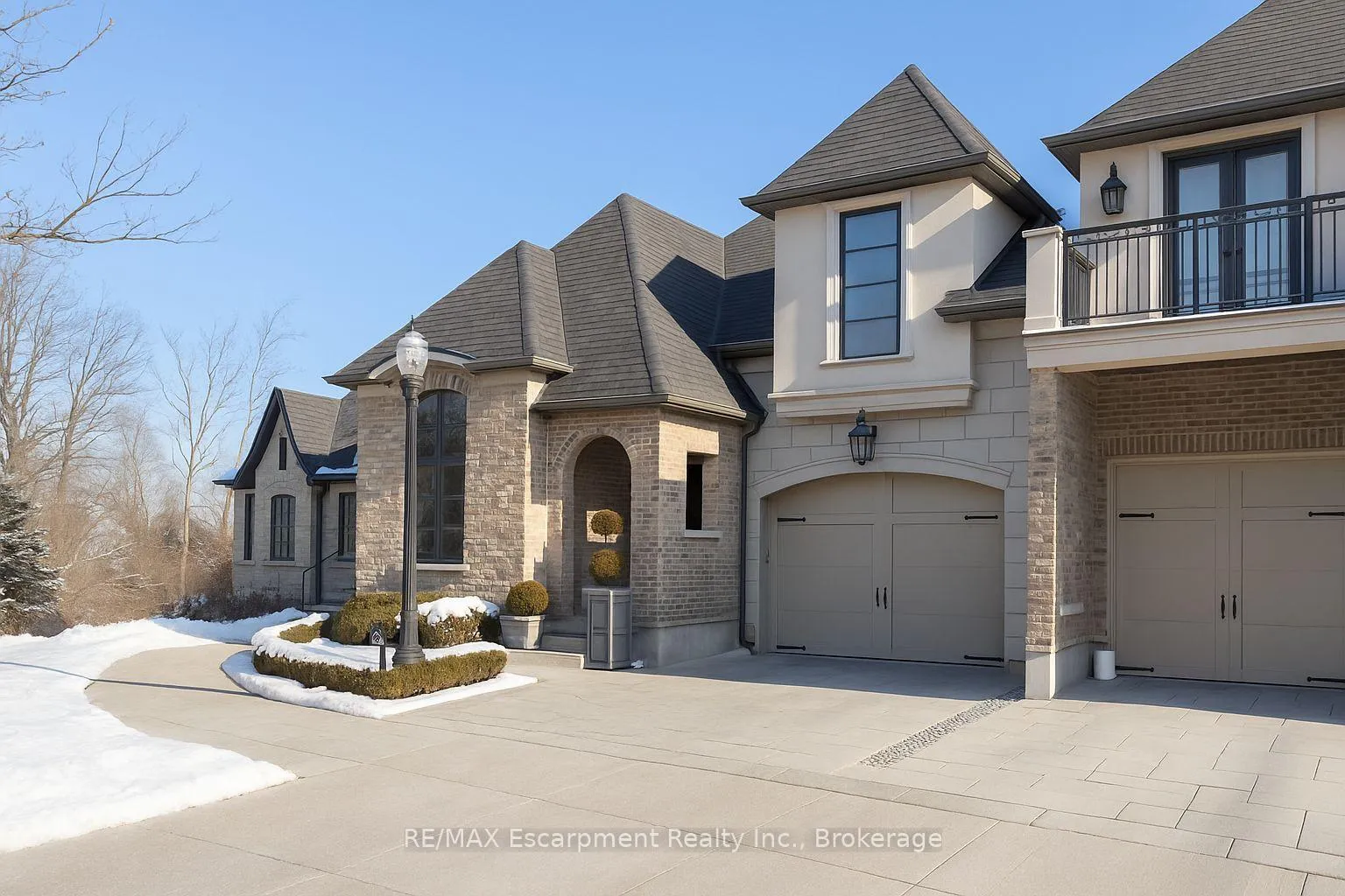 Photo 1 of 25 Arbourvale Common Road, St. Catharines, Glendale/Glenridge — HOMEH
