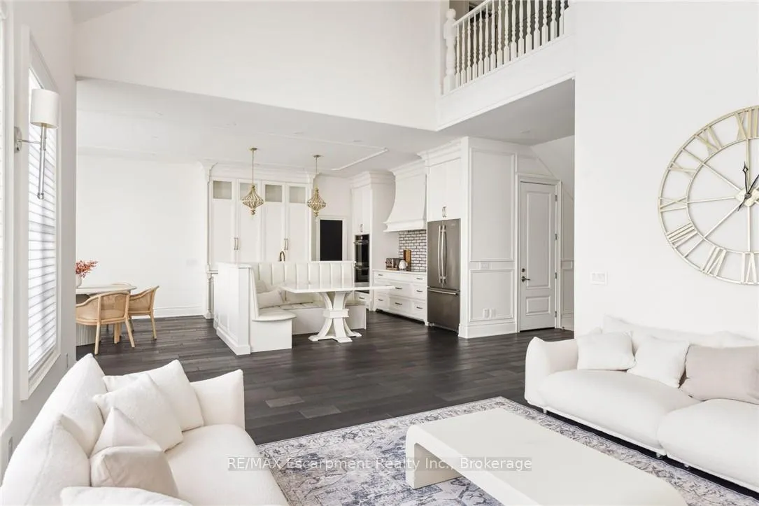 Photo 19 of 25 Arbourvale Common Road, St. Catharines, Glendale/Glenridge — HOMEH