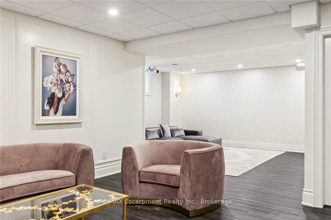 Photo 36 of 25 Arbourvale Common Road, St. Catharines, Glendale/Glenridge — HOMEH