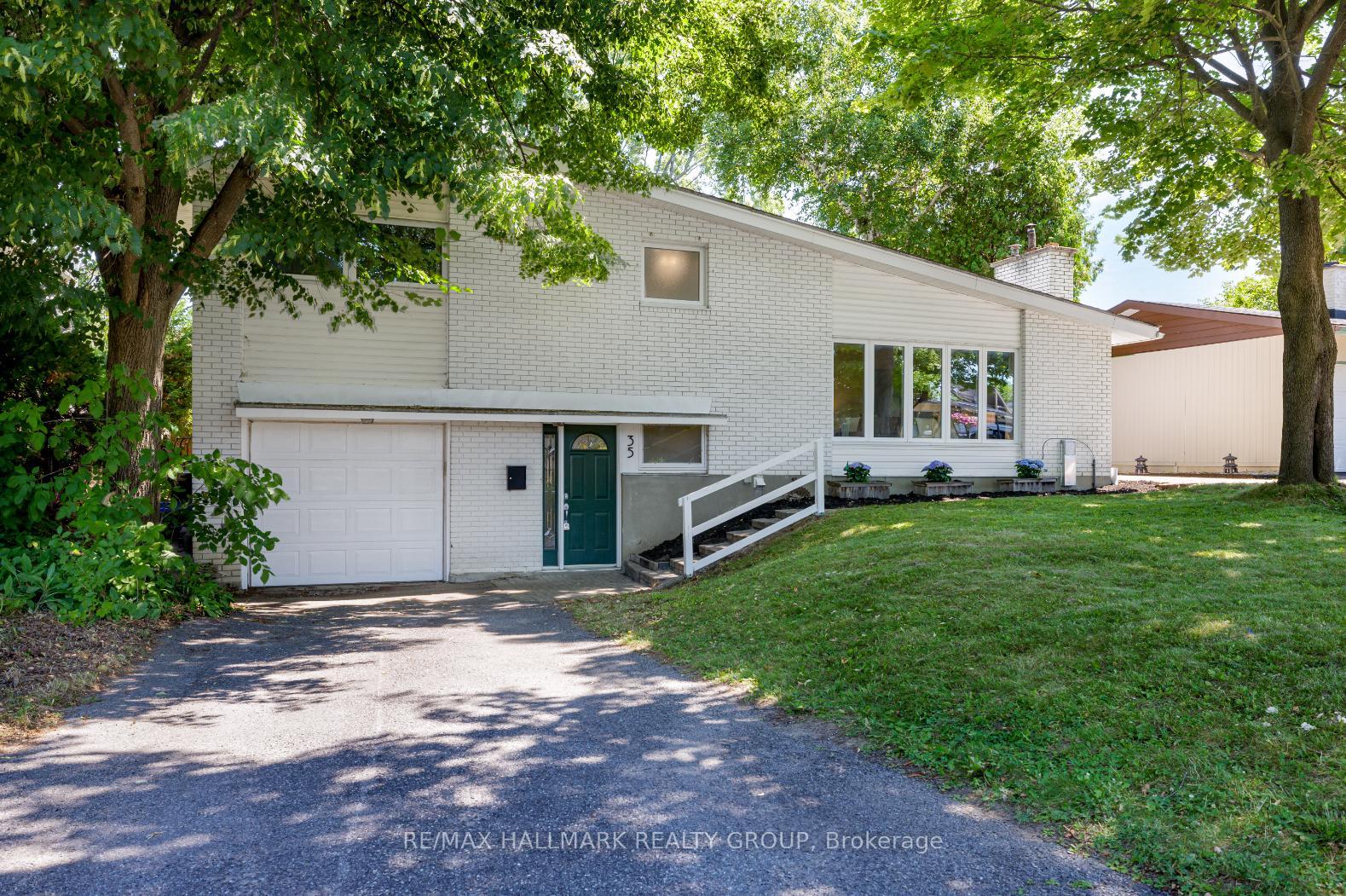 Photo 1 of 35 Cleadon Drive, Ottawa, Crystal Beach — HOMEH