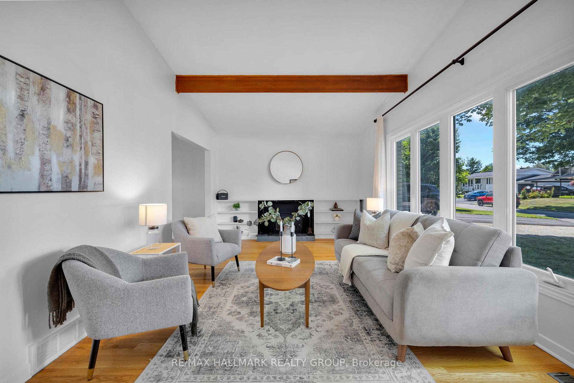 Photo 4 of 35 Cleadon Drive, Ottawa, Crystal Beach — HOMEH