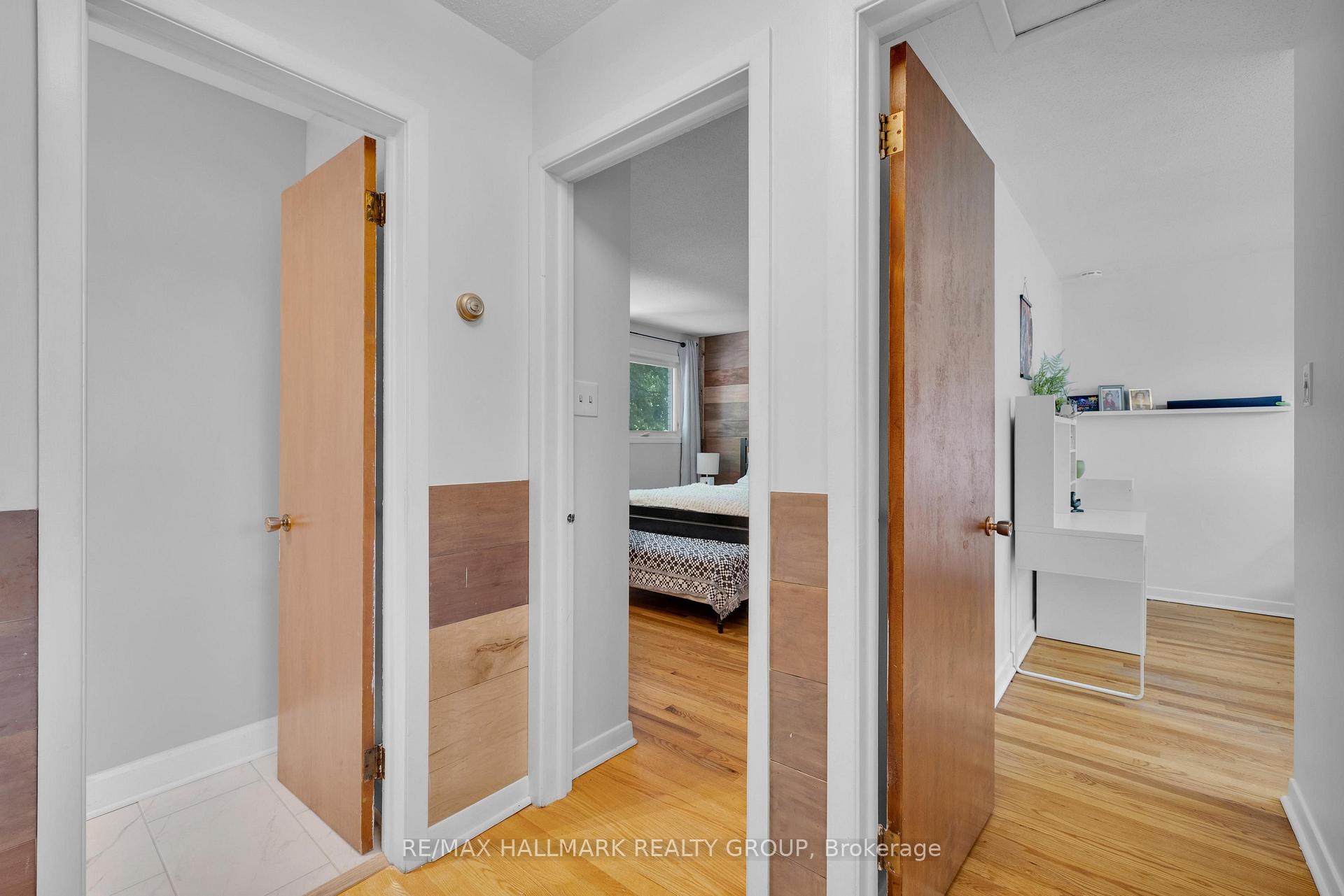 Photo 12 of 35 Cleadon Drive, Ottawa, Crystal Beach — HOMEH