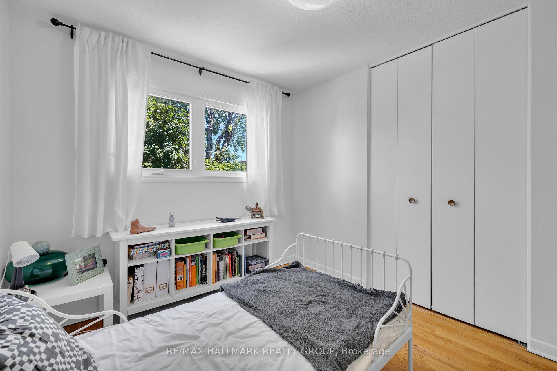 Photo 21 of 35 Cleadon Drive, Ottawa, Crystal Beach — HOMEH