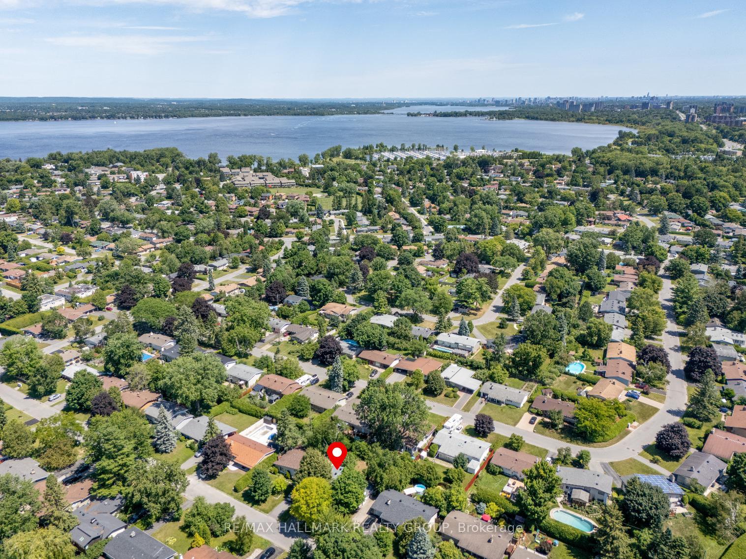 Photo 30 of 35 Cleadon Drive, Ottawa, Crystal Beach — HOMEH