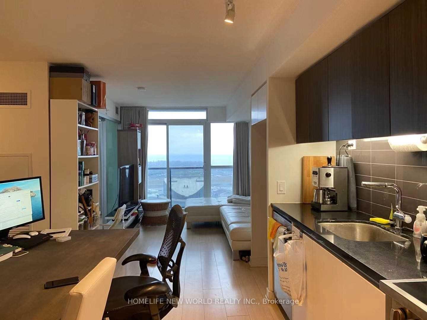 Photo 4 of Unit 4205, 85 Queens Wharf Road, Toronto, Waterfront Communities — HOMEH