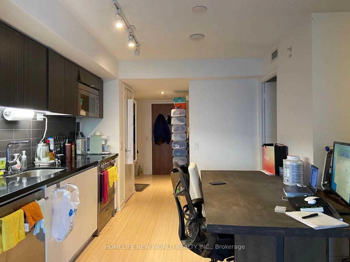 Photo 5 of Unit 4205, 85 Queens Wharf Road, Toronto, Waterfront Communities — HOMEH