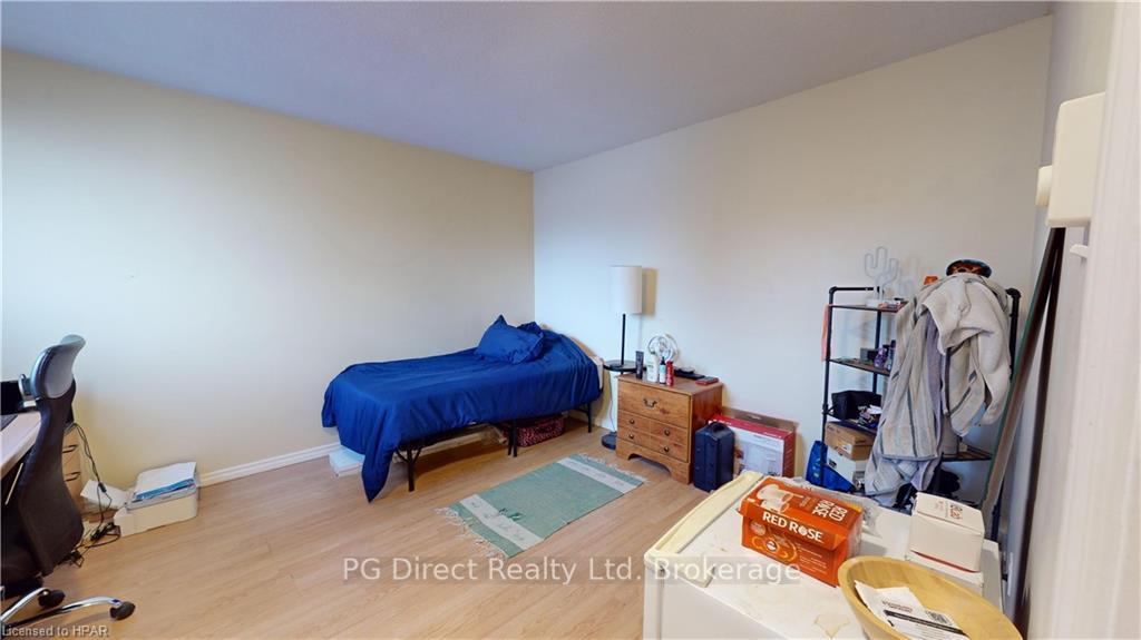 Photo 10 of 34 Wilsonview Avenue, Guelph, Dovercliffe Park/Old University — HOMEH