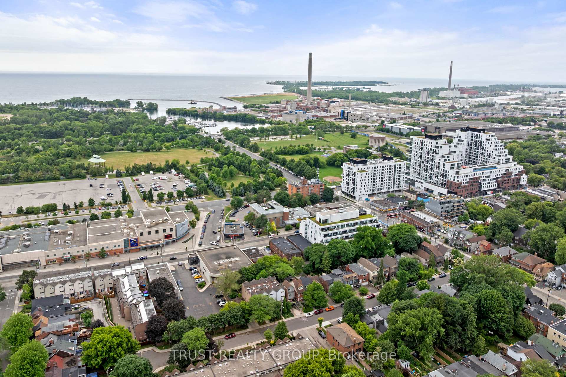 Photo 23 of Unit 32, 41 Battenberg Avenue, Toronto, Woodbine Corridor — HOMEH