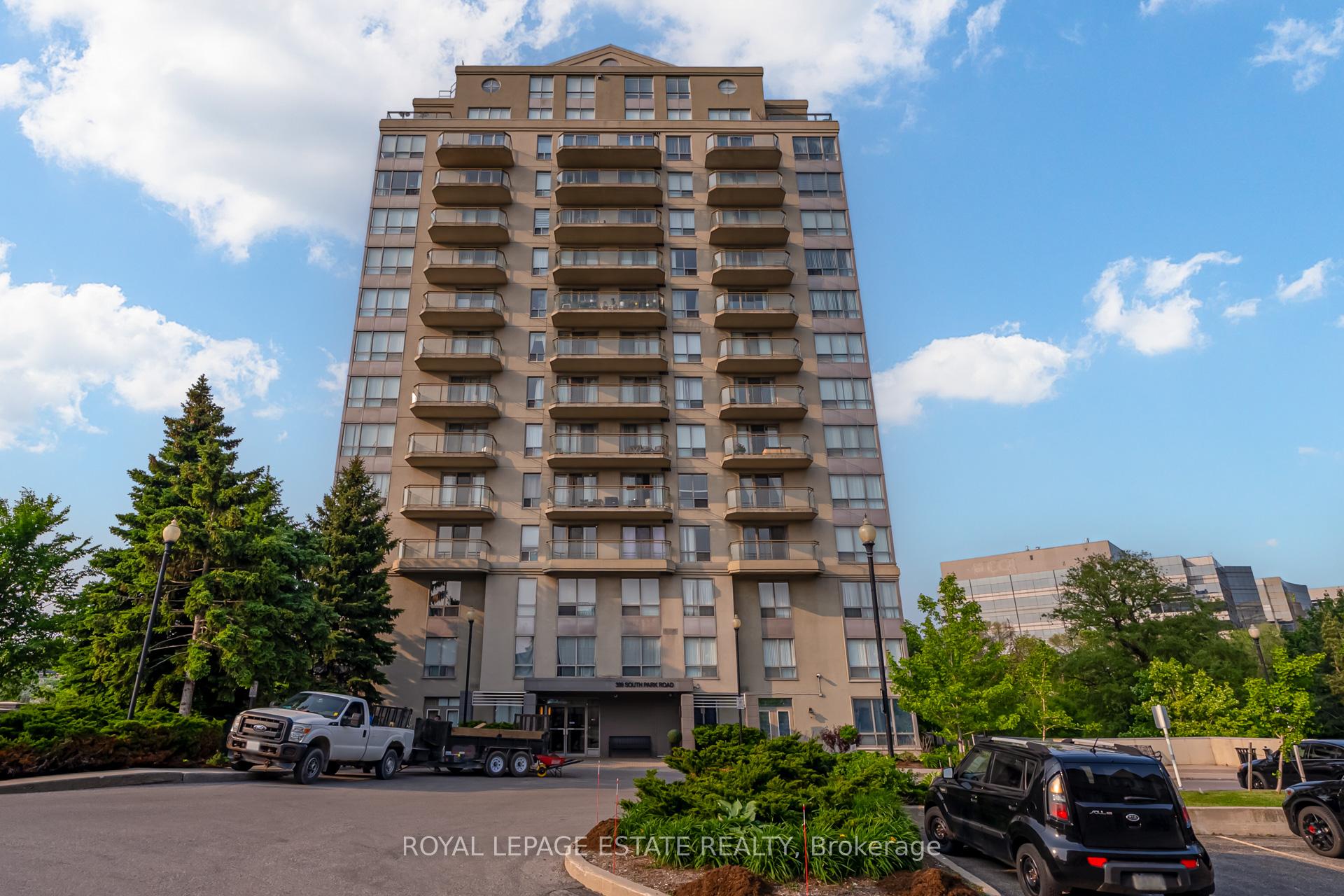 Front of Unit 806, 399 South Park Road