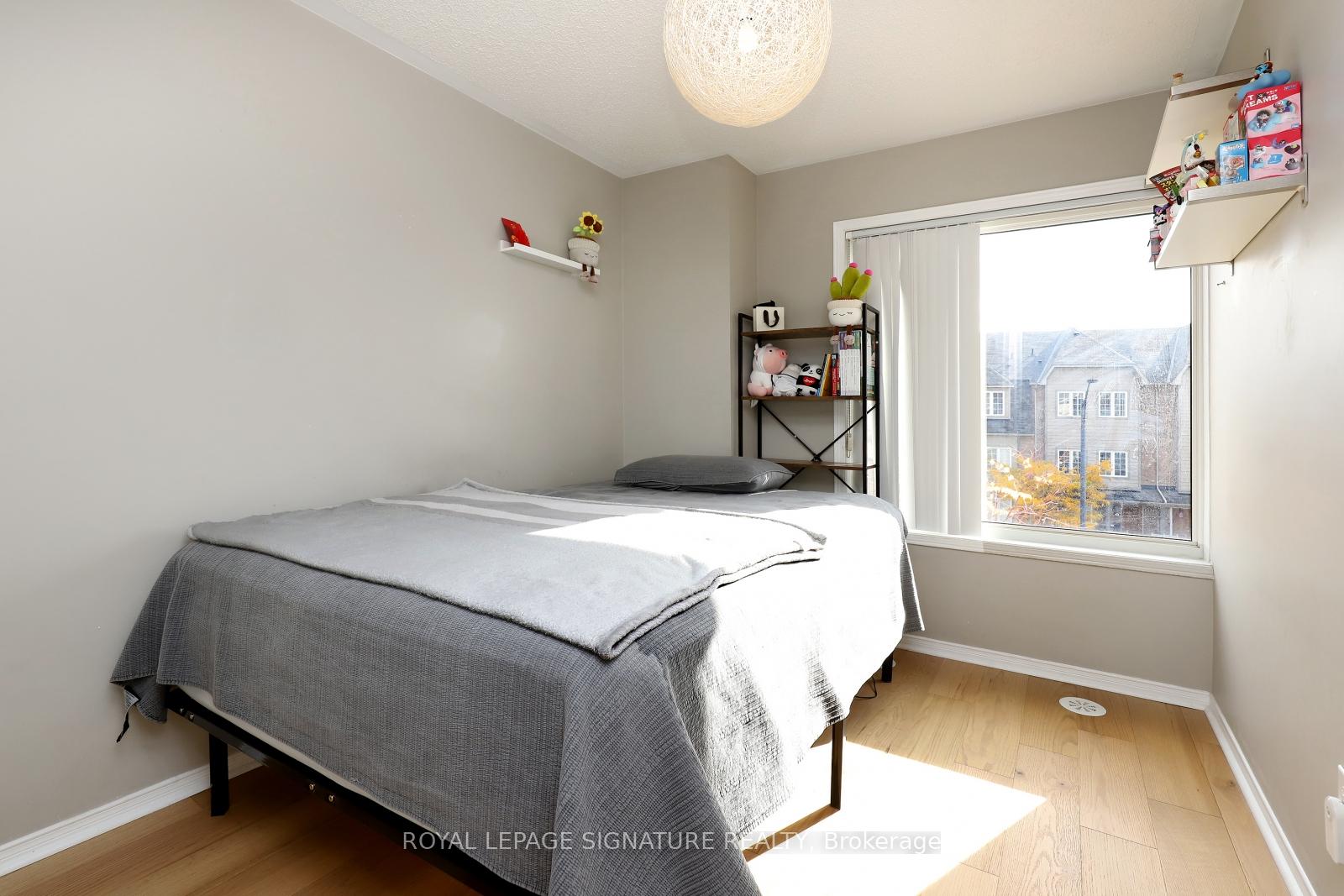 Photo 7 of Unit 9, 3025 Destination Drive, Mississauga, Churchill Meadows — HOMEH