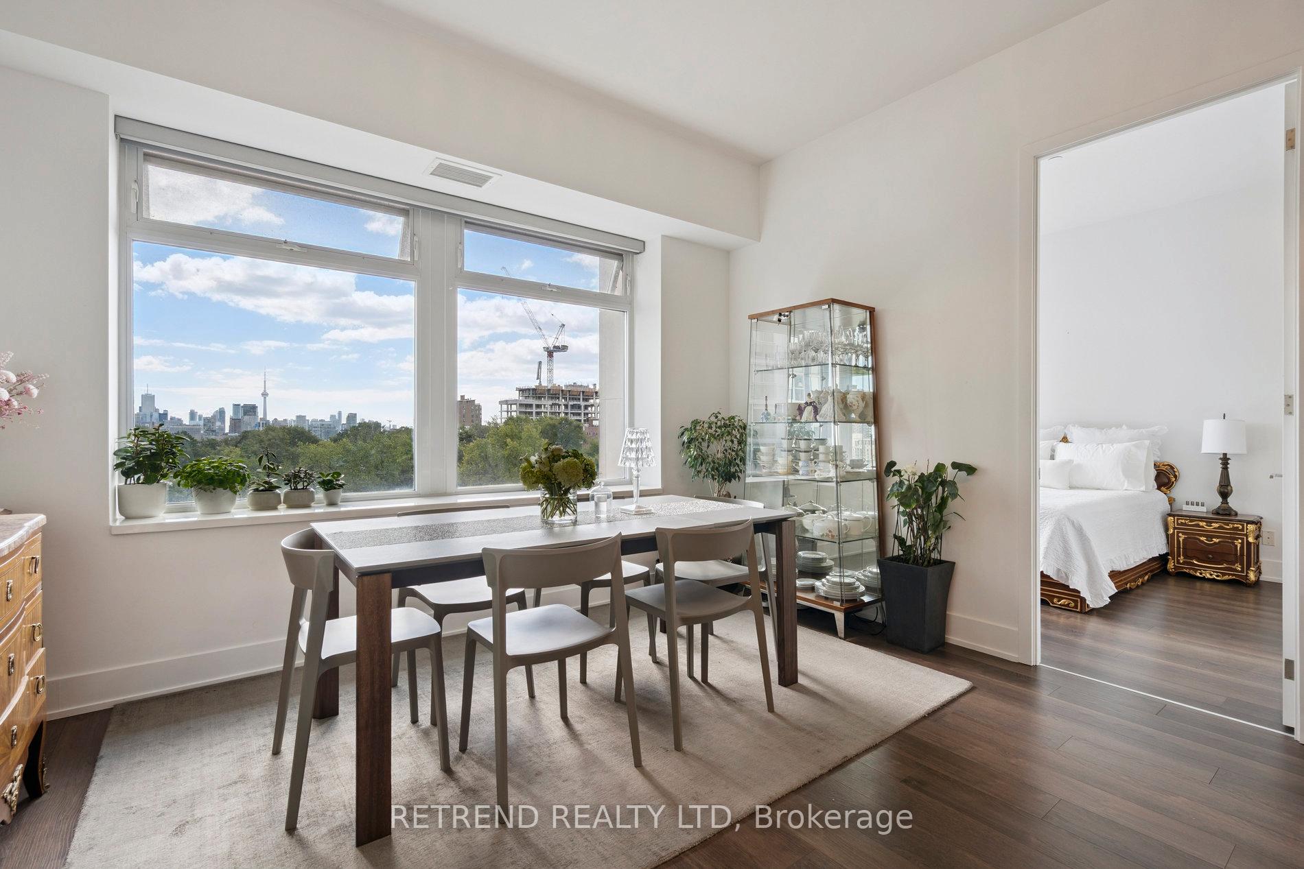 Photo 11 of Unit 610, 111 St Clair Avenue W, Toronto, Yonge-St. Clair — HOMEH