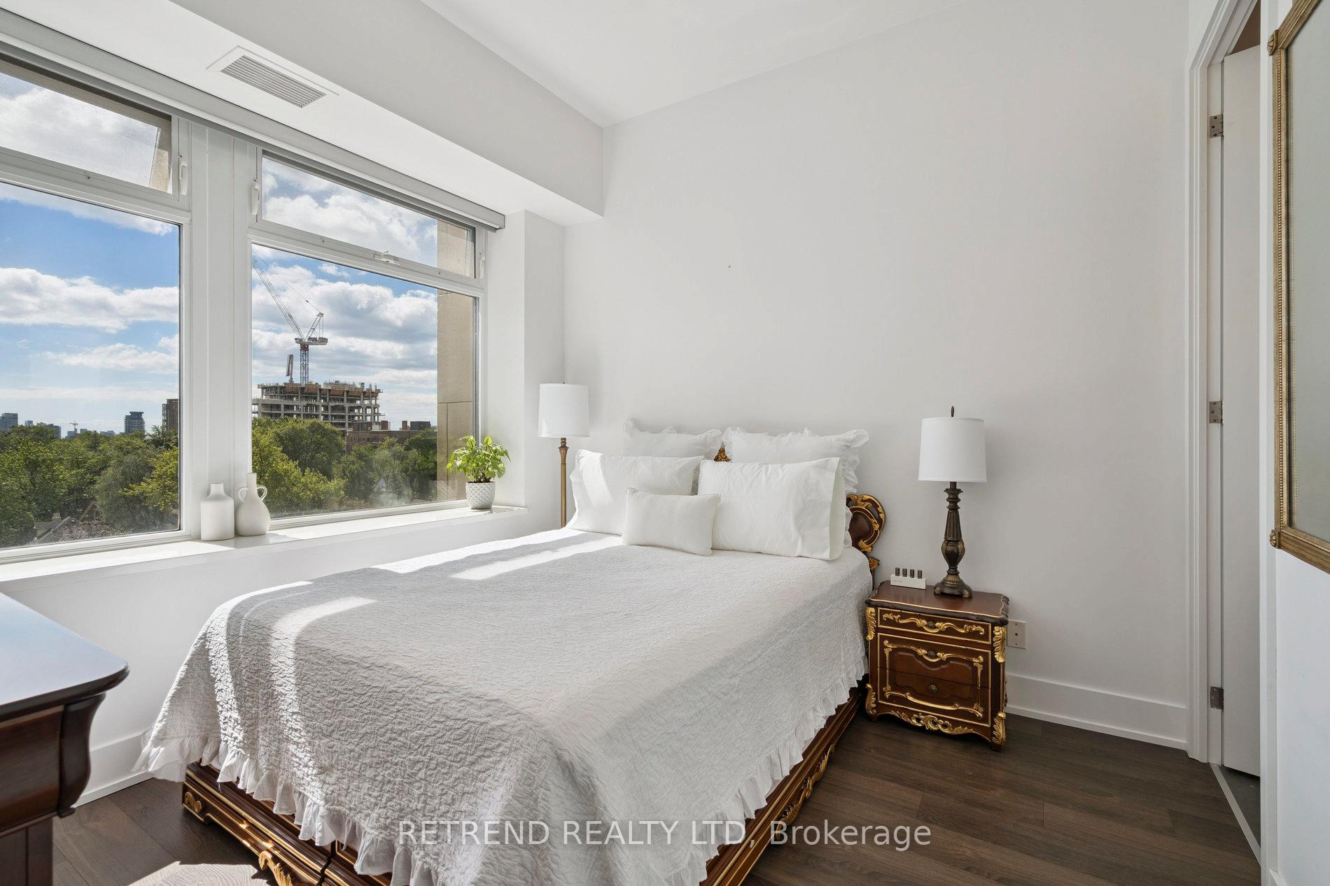 Photo 13 of Unit 610, 111 St Clair Avenue W, Toronto, Yonge-St. Clair — HOMEH