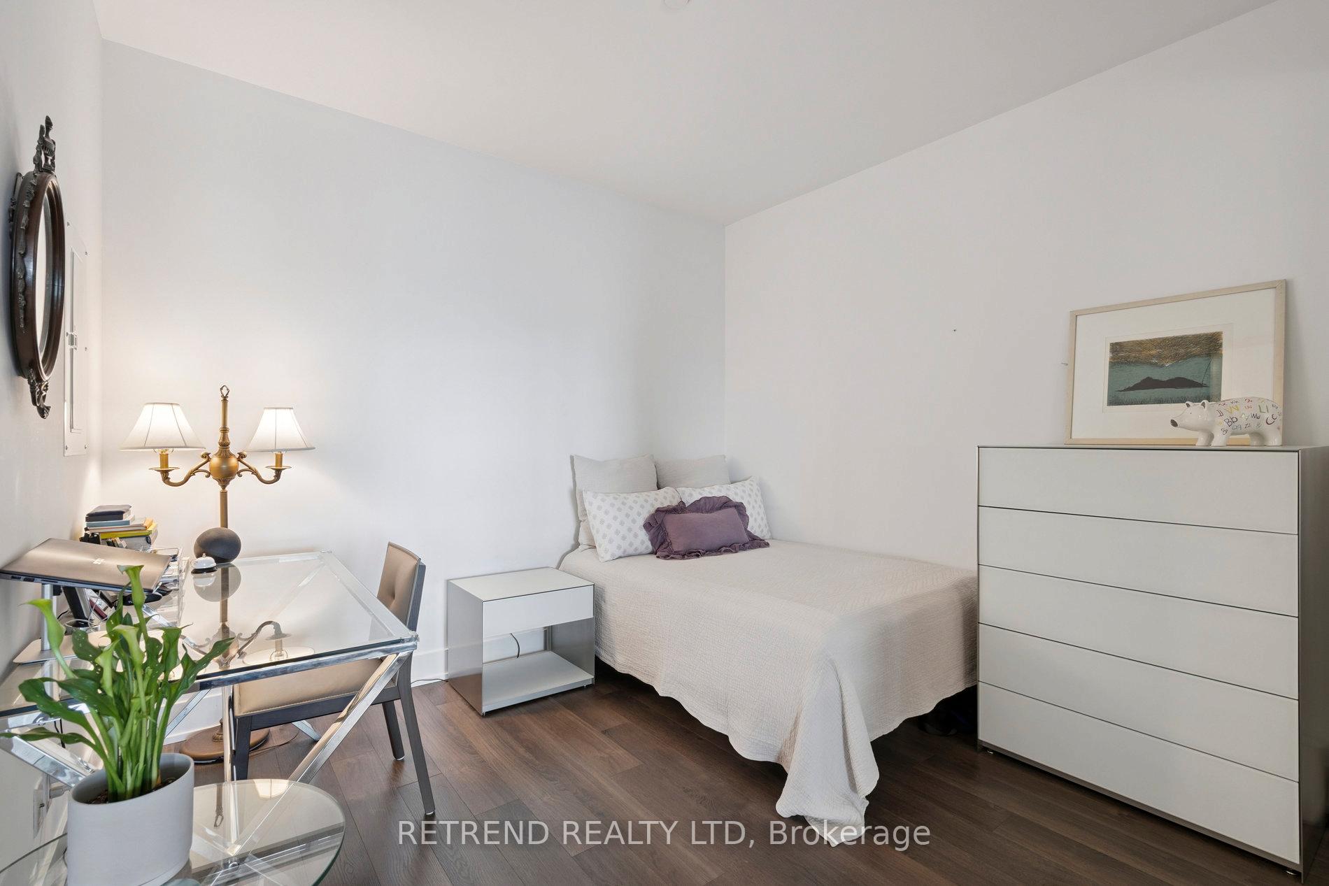 Photo 18 of Unit 610, 111 St Clair Avenue W, Toronto, Yonge-St. Clair — HOMEH