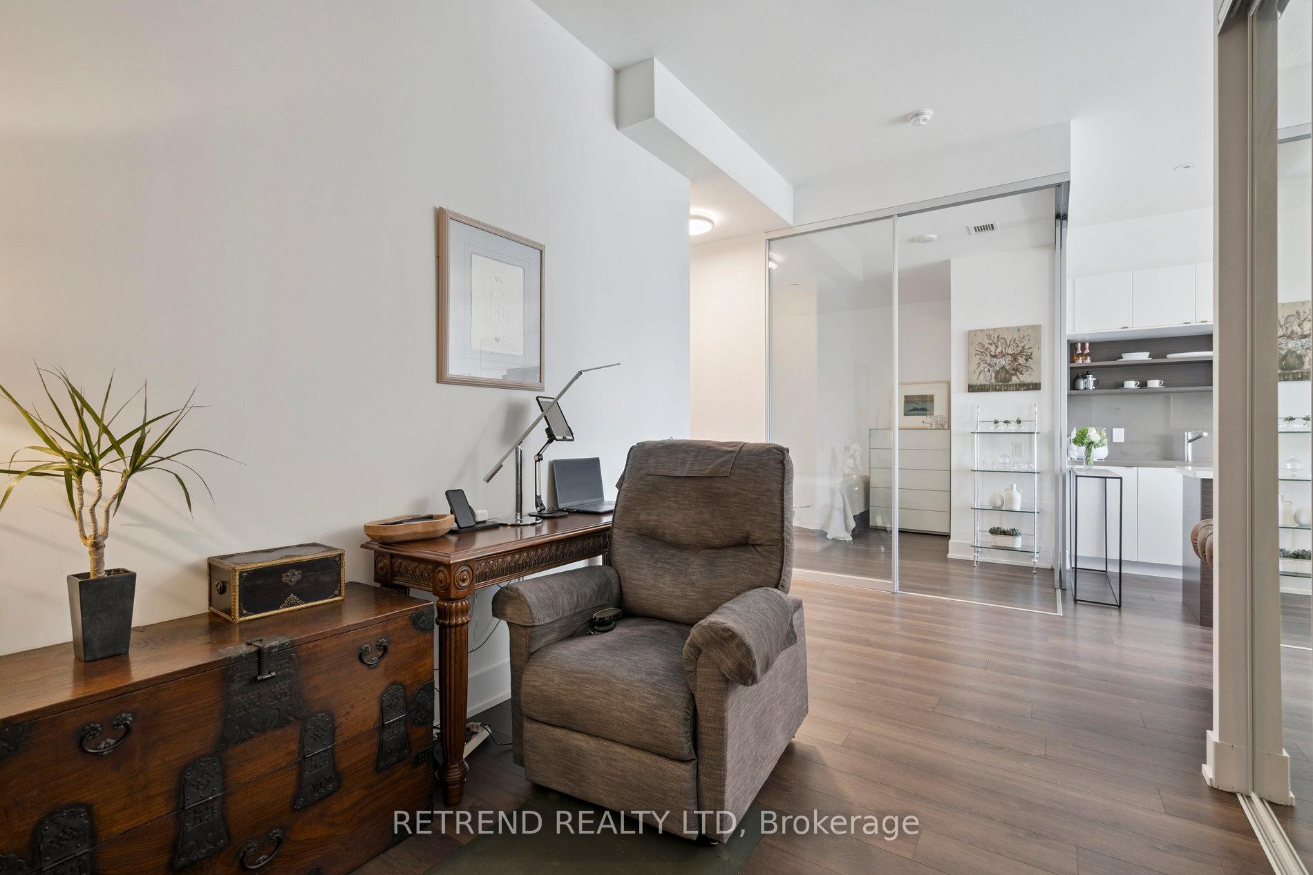 Photo 21 of Unit 610, 111 St Clair Avenue W, Toronto, Yonge-St. Clair — HOMEH