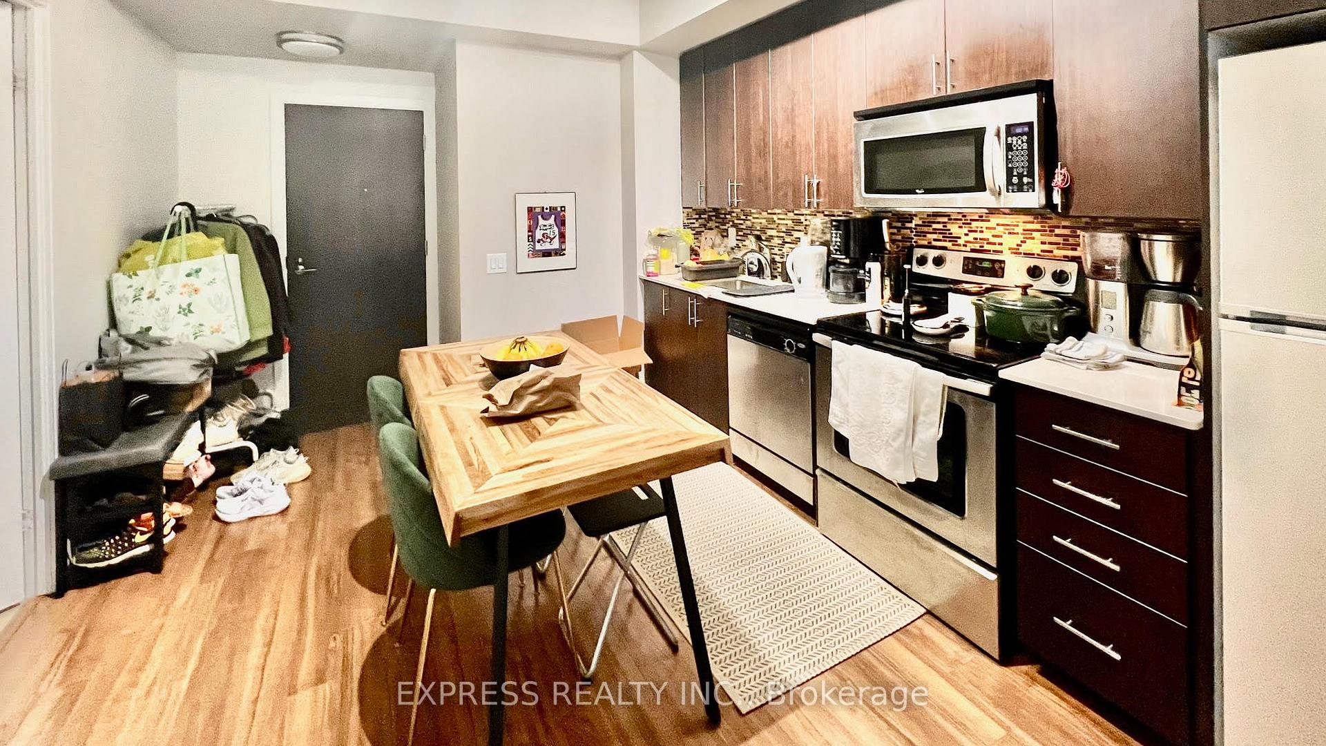 Photo 3 of Unit 409, 560 Front Street W, Toronto, Waterfront Communities — HOMEH