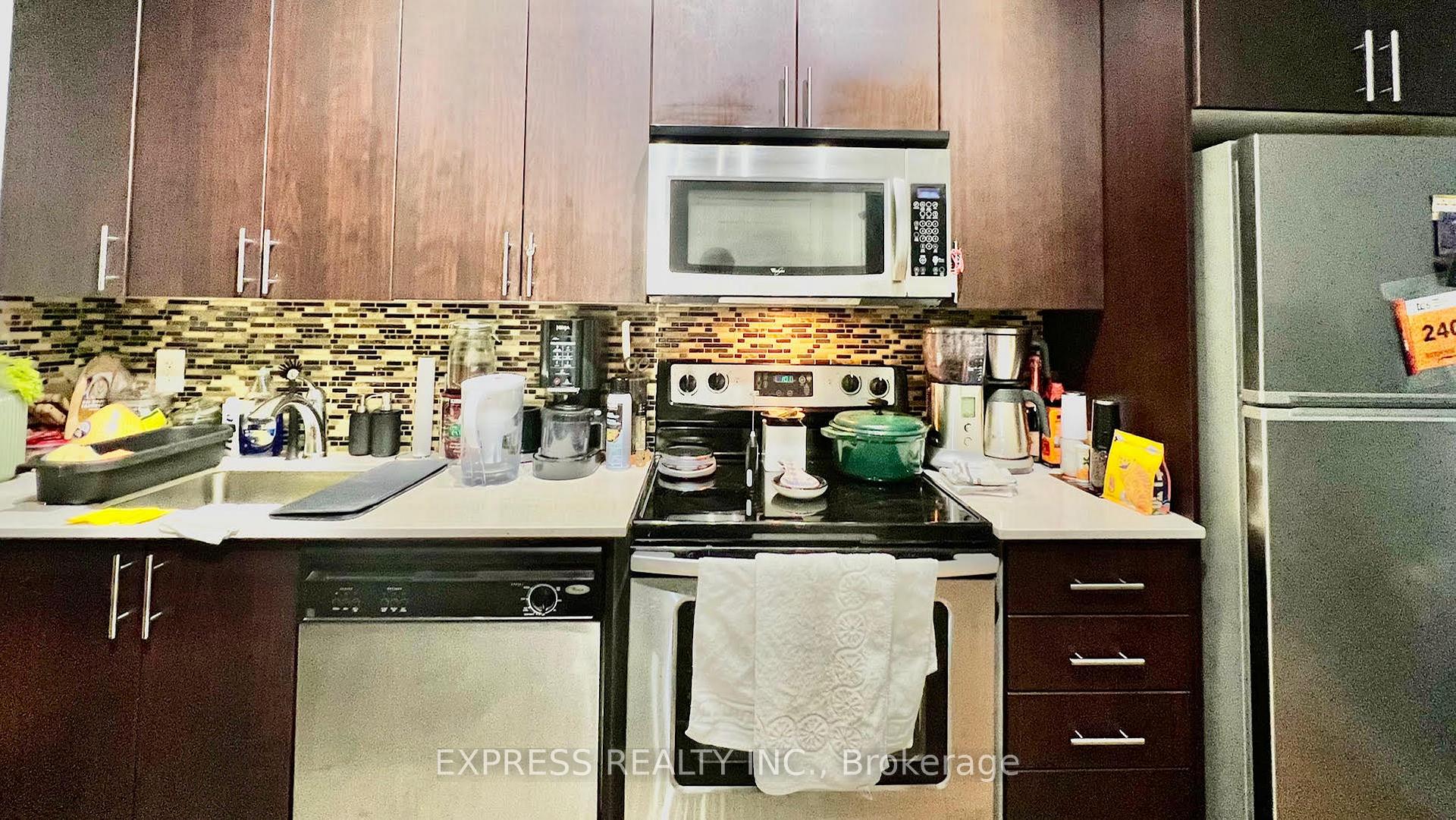 Photo 5 of Unit 409, 560 Front Street W, Toronto, Waterfront Communities — HOMEH