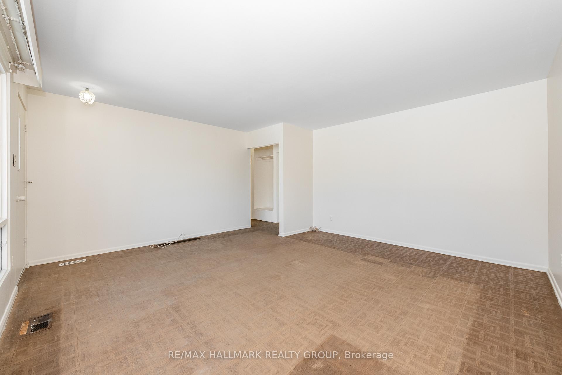 Photo 10 of 4644 Anderson Road, Ottawa, Carlsbad Springs — HOMEH
