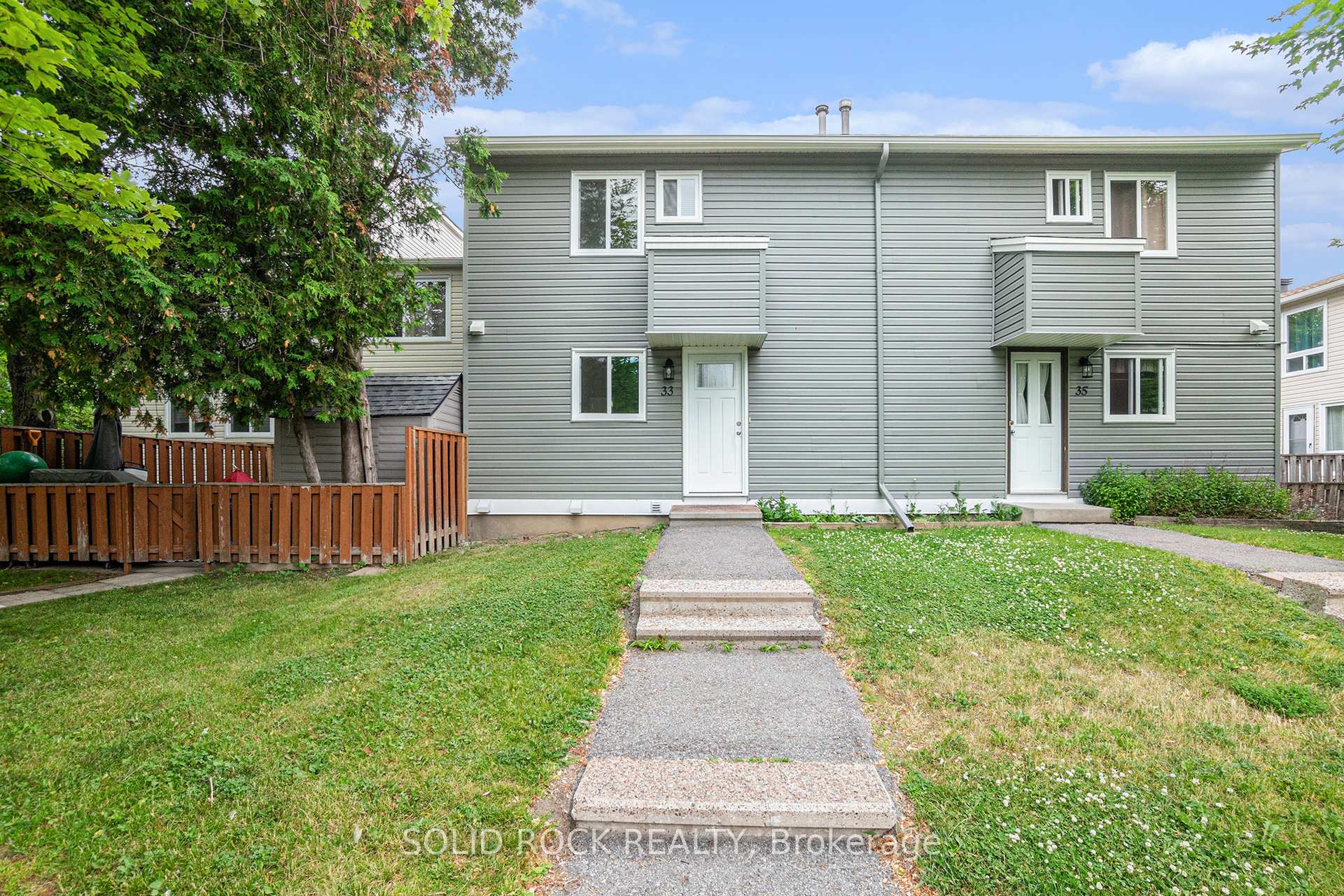 Photo 1 of 33 Thistledown Court, Ottawa, Barrhaven - Pheasant Run — HOMEH