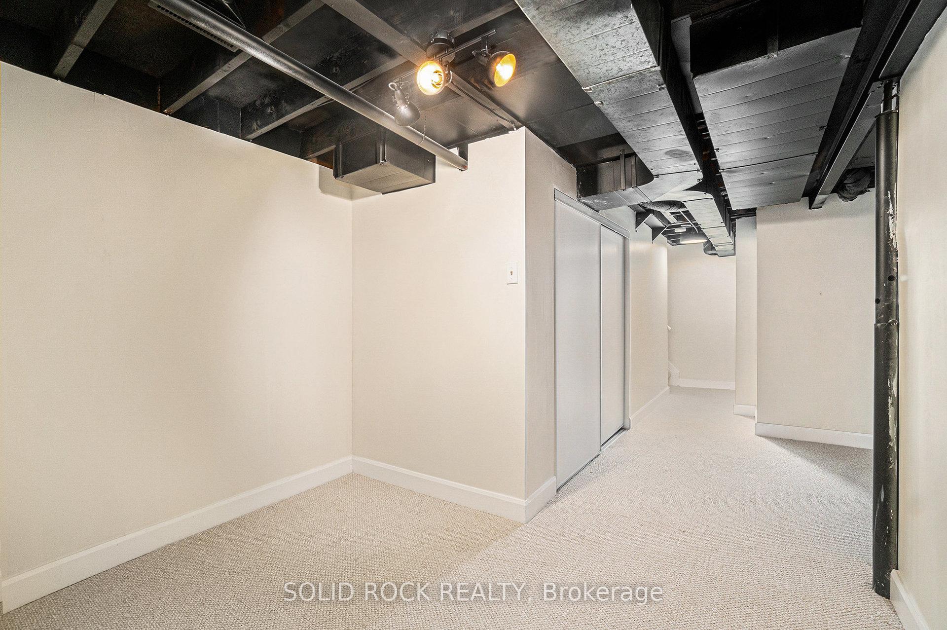 Photo 26 of 33 Thistledown Court, Ottawa, Barrhaven - Pheasant Run — HOMEH