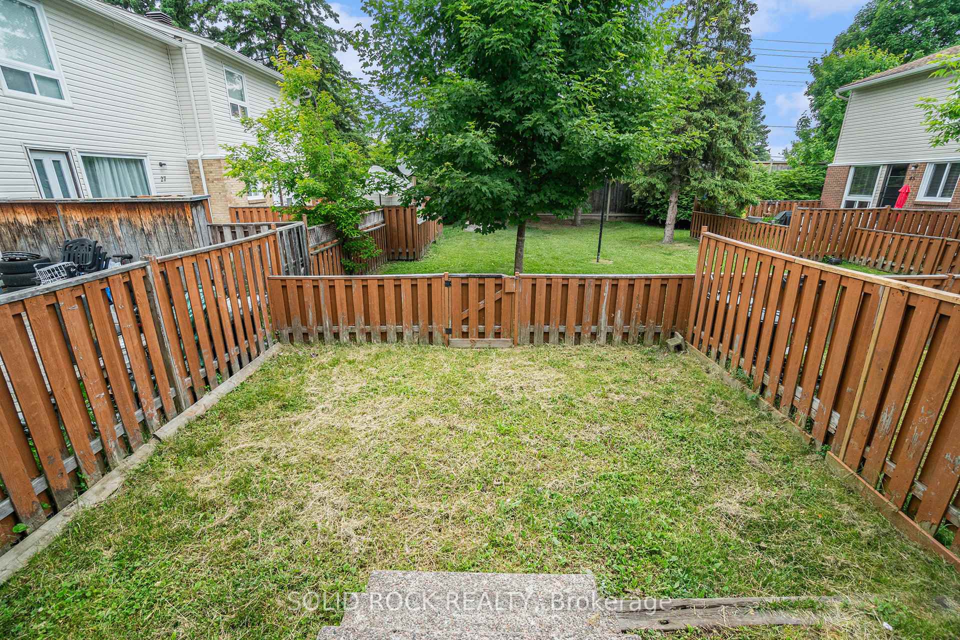Photo 30 of 33 Thistledown Court, Ottawa, Barrhaven - Pheasant Run — HOMEH