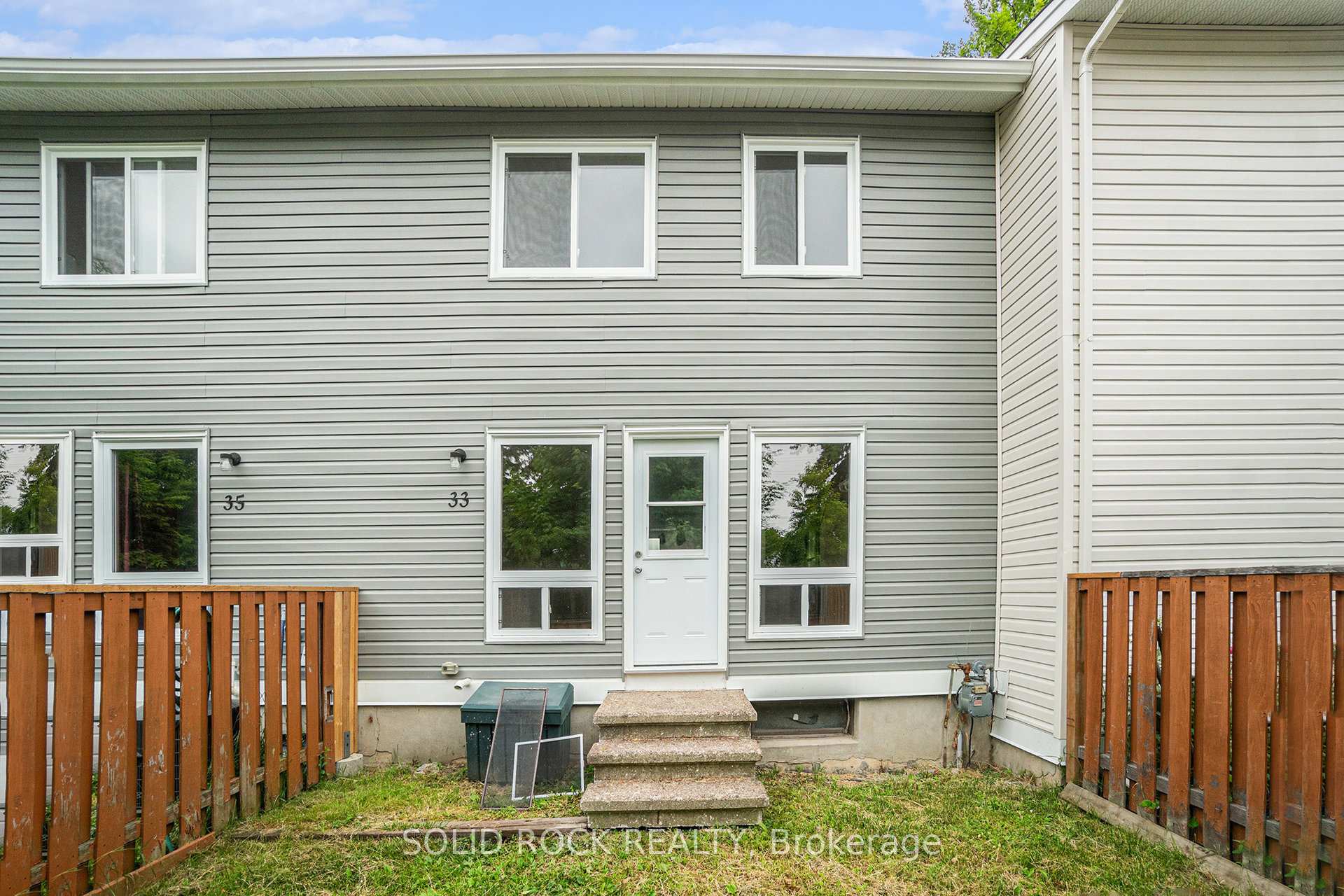 Photo 31 of 33 Thistledown Court, Ottawa, Barrhaven - Pheasant Run — HOMEH