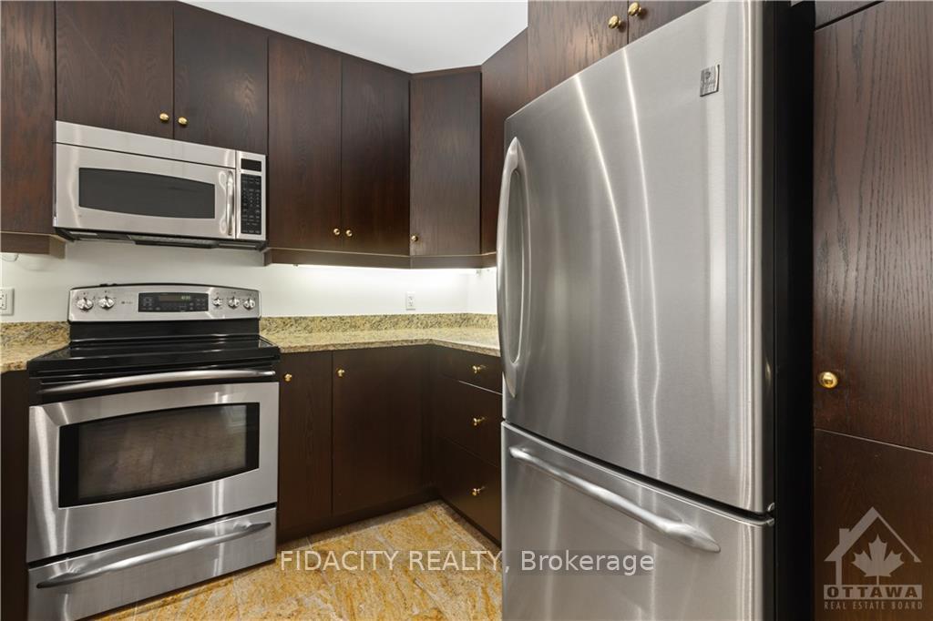 Photo 6 of Unit 402, 320 Mcleod Street, Ottawa, Ottawa Centre — HOMEH