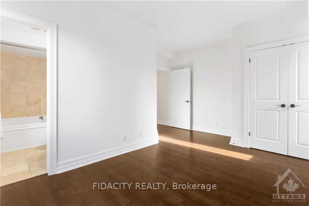 Photo 9 of Unit 402, 320 Mcleod Street, Ottawa, Ottawa Centre — HOMEH