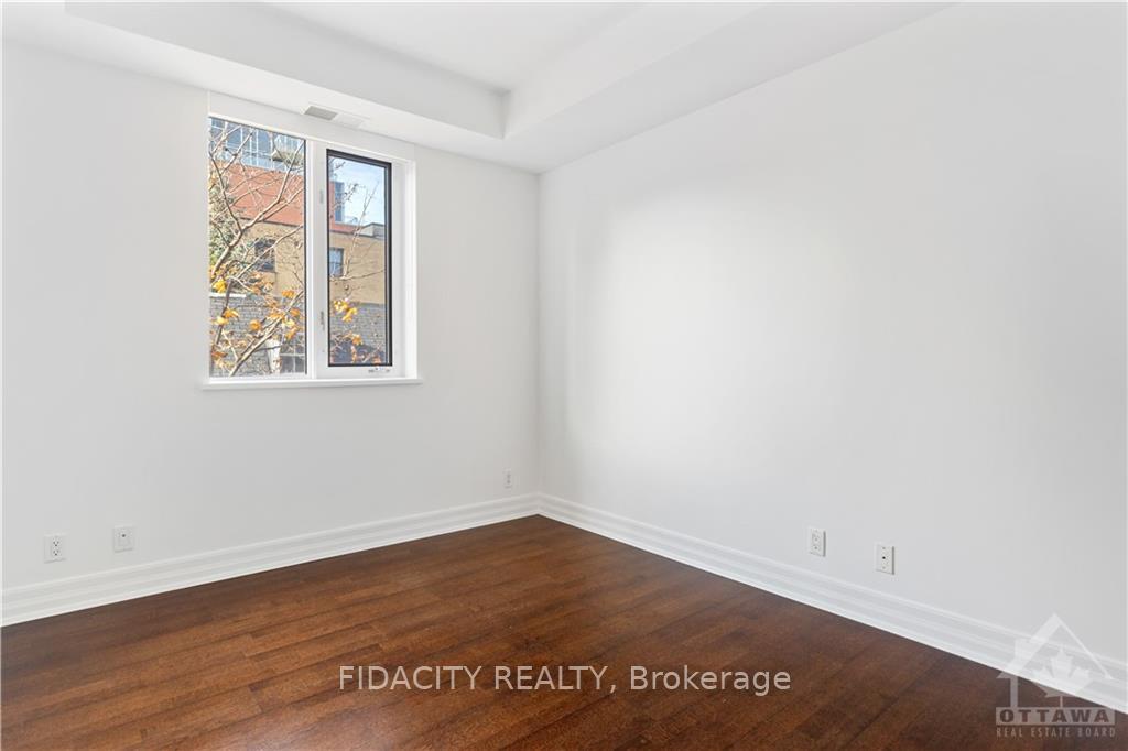 Photo 12 of Unit 402, 320 Mcleod Street, Ottawa, Ottawa Centre — HOMEH