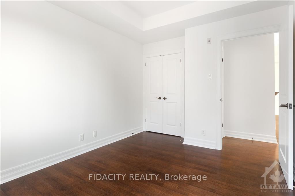 Photo 13 of Unit 402, 320 Mcleod Street, Ottawa, Ottawa Centre — HOMEH
