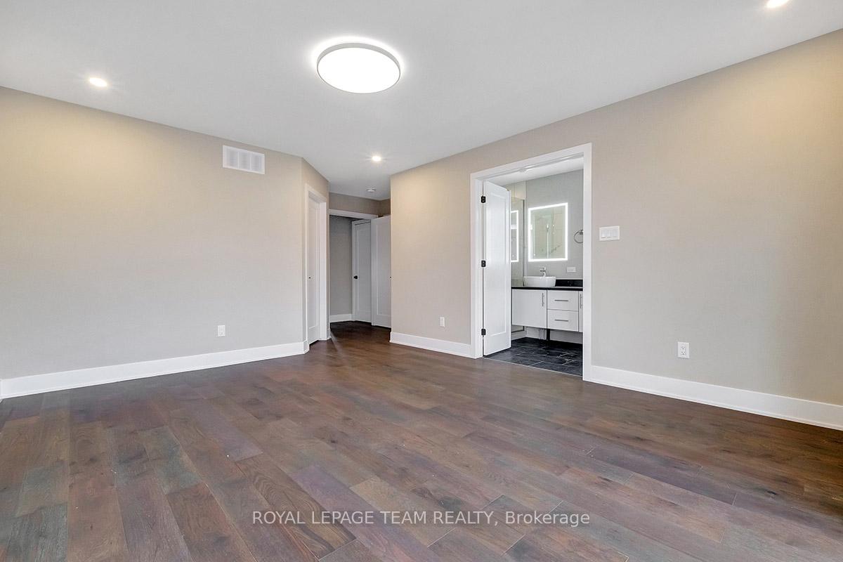 Photo 17 of Unit #A, 1309 Thames Street, Ottawa, Carlington — HOMEH