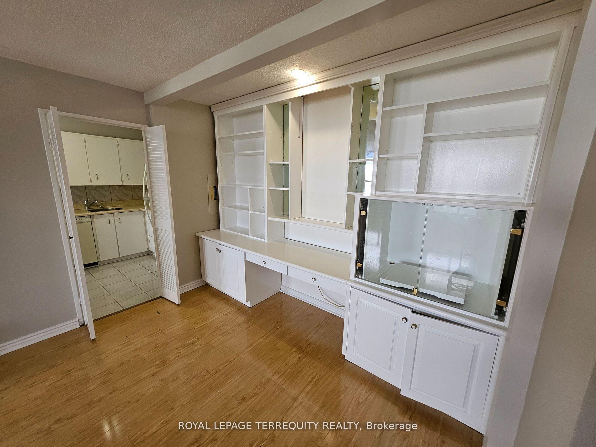 Photo 12 of Unit 1402, 5 Shady Golfway, Toronto, Flemingdon Park — HOMEH