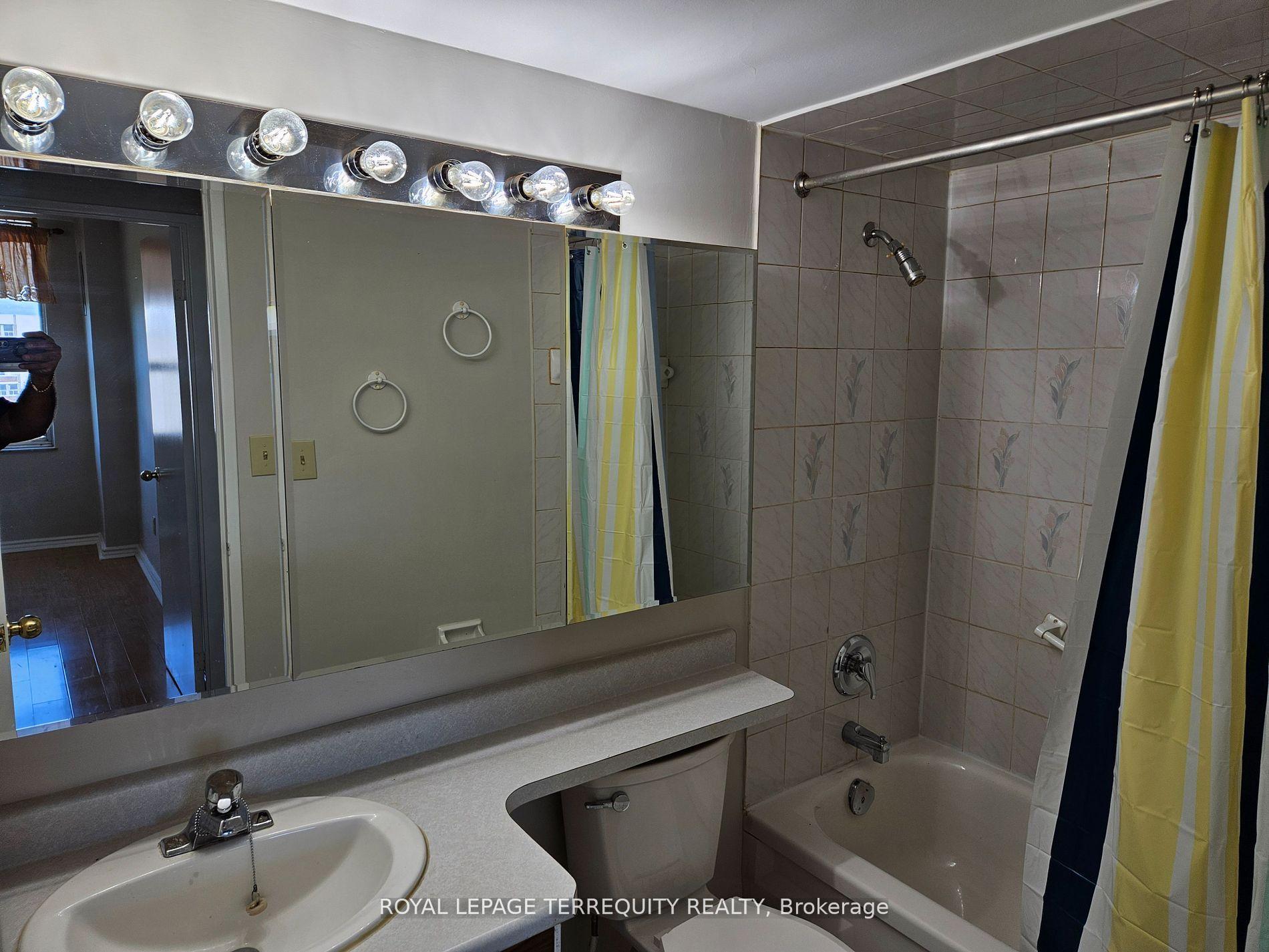 Photo 27 of Unit 1402, 5 Shady Golfway, Toronto, Flemingdon Park — HOMEH