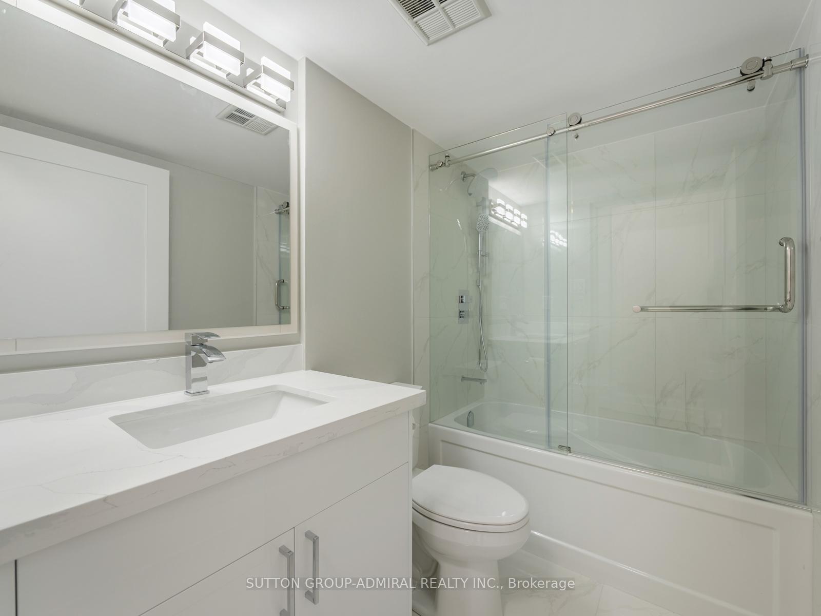 Photo 13 of Unit 1501, 1 Clark Avenue W, Vaughan, Crestwood-Springfarm-Yorkhill — HOMEH