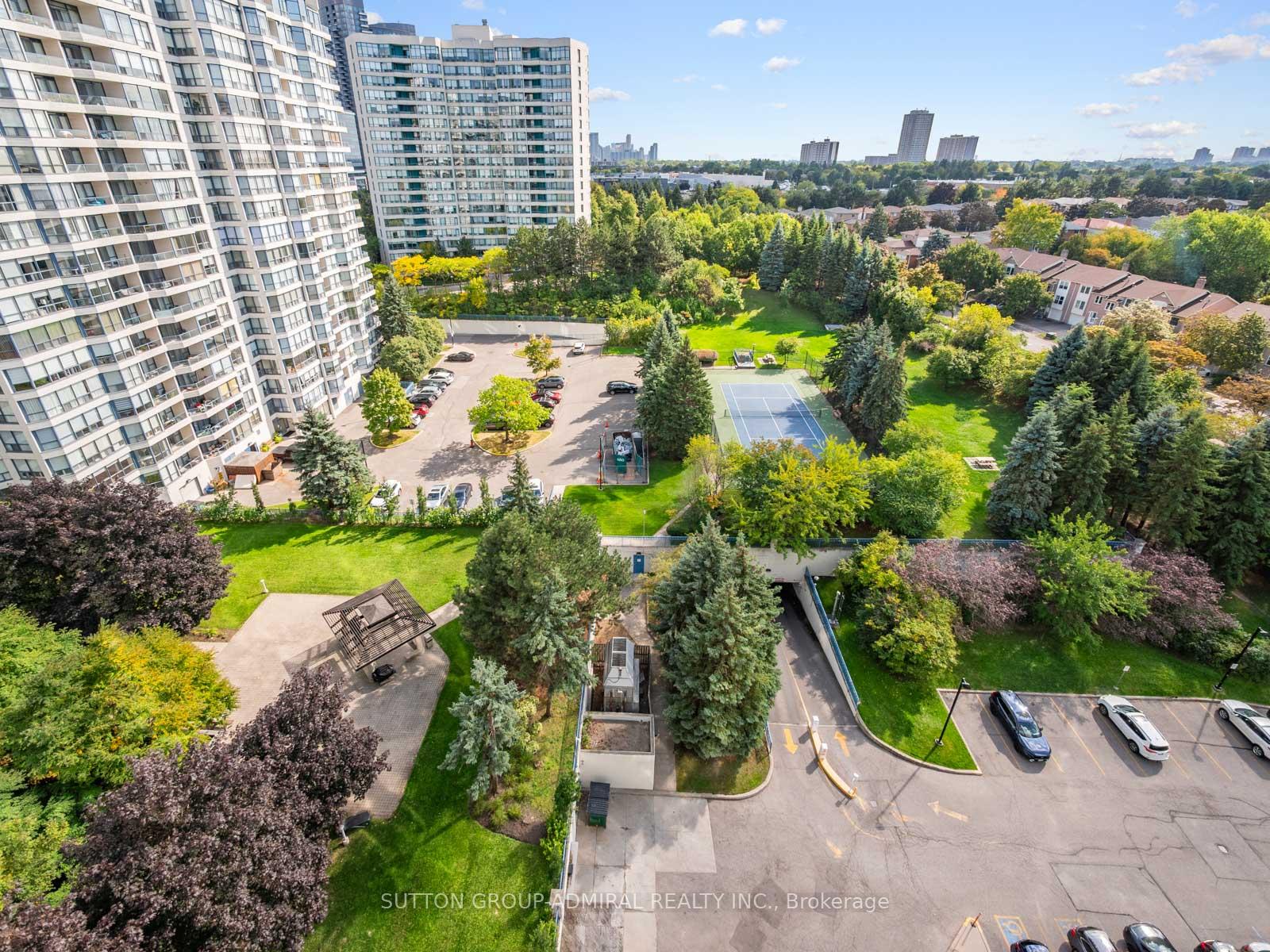 Photo 17 of Unit 1501, 1 Clark Avenue W, Vaughan, Crestwood-Springfarm-Yorkhill — HOMEH