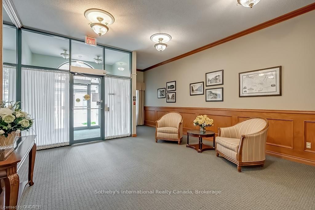 Photo 2 of Unit 401, 8 Main Street E, Hamilton, Dundas — HOMEH